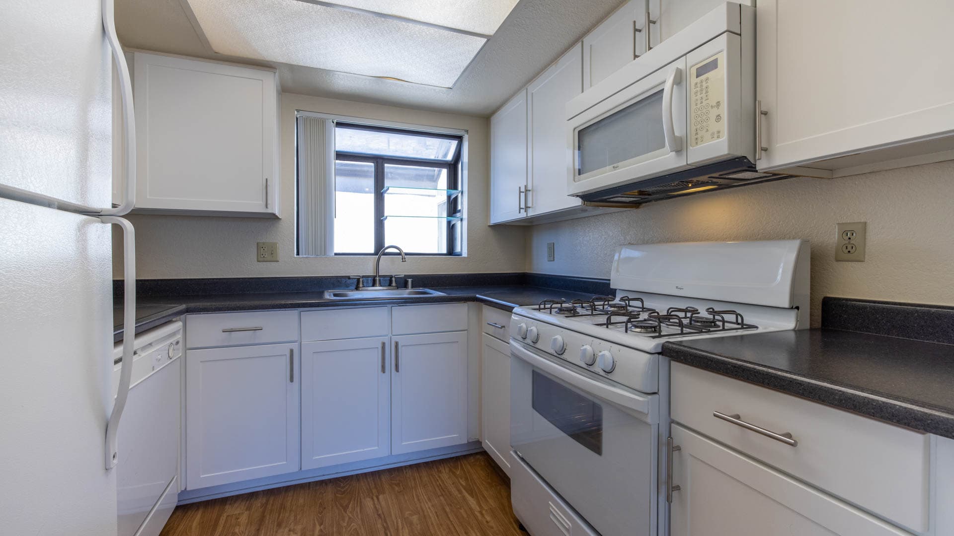 Eagle Canyon Apartments 4 of 7