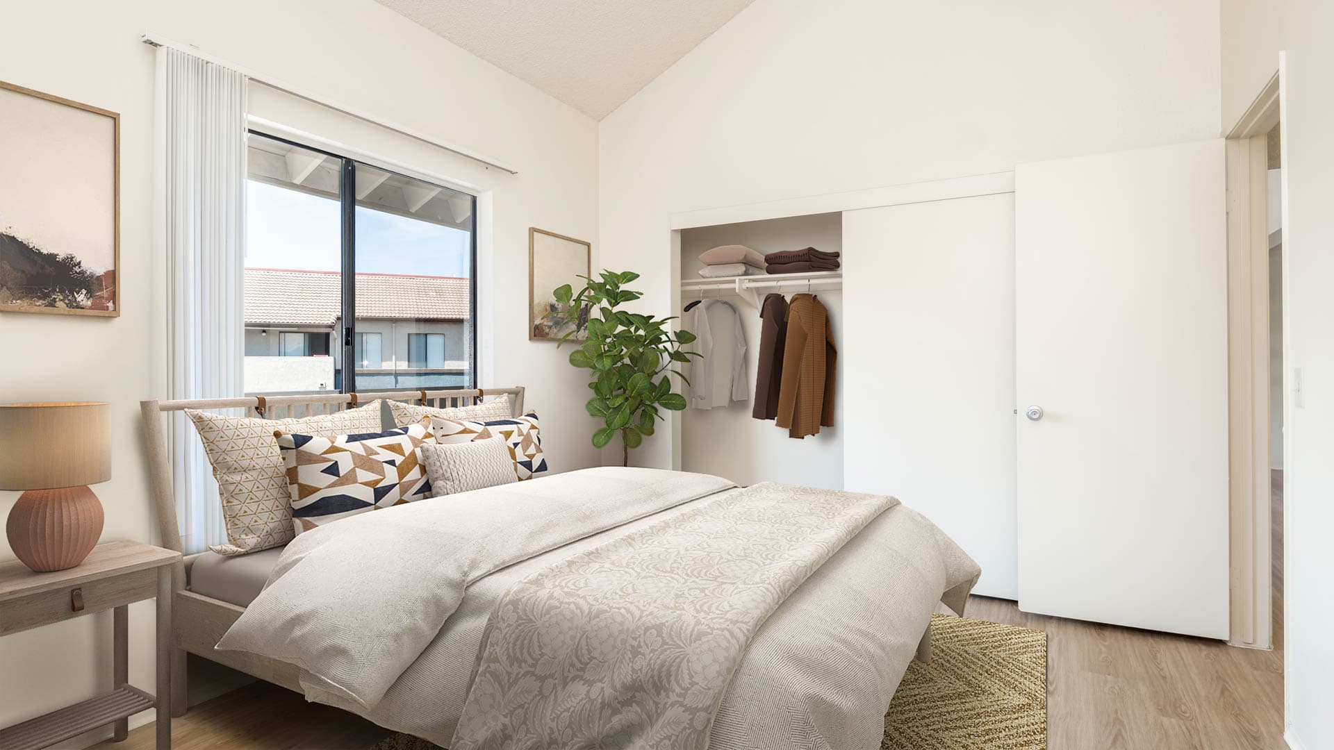 Ocean Crest Apartments 14 of 17