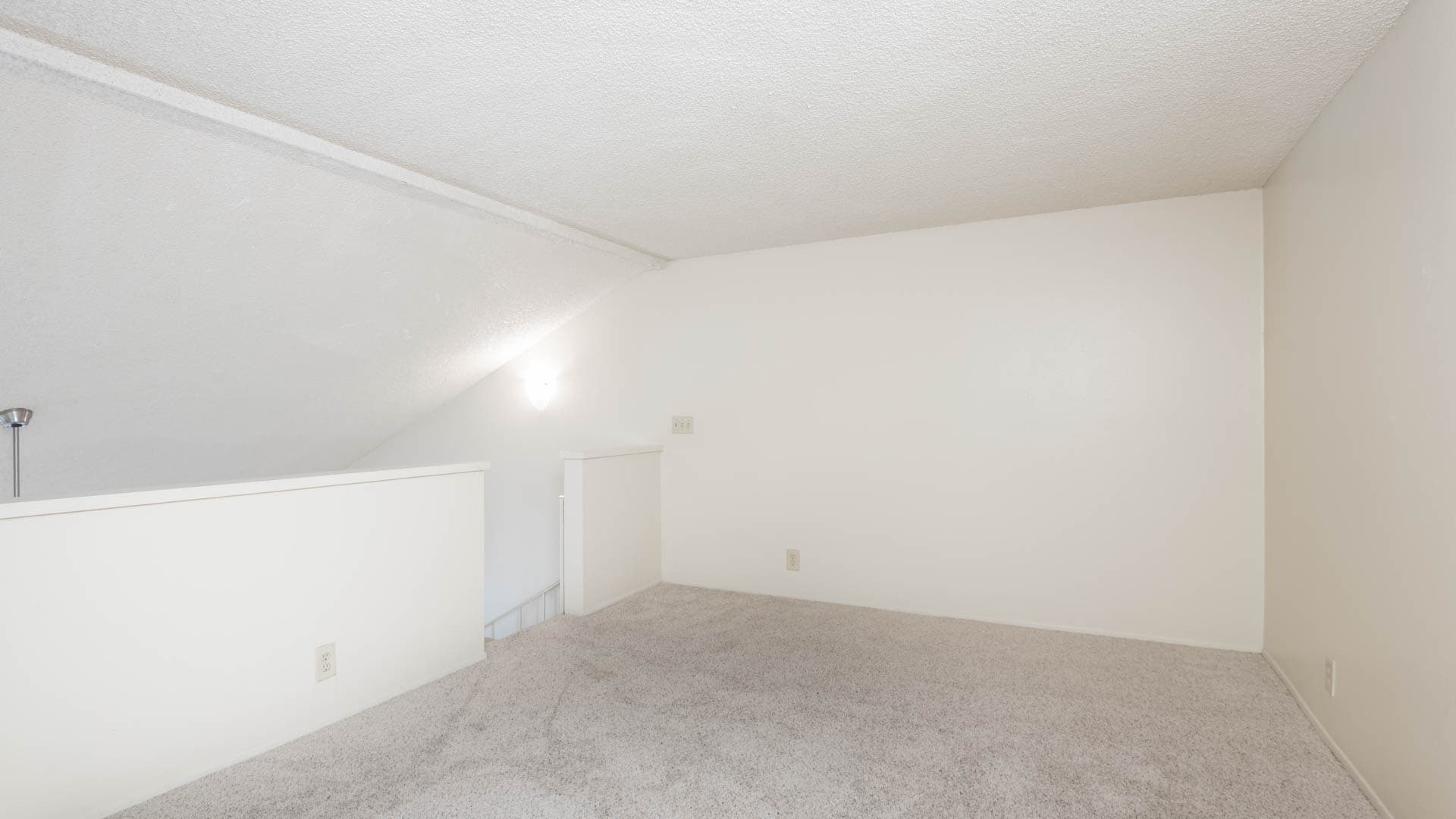Ocean Crest Apartments 11 of 15