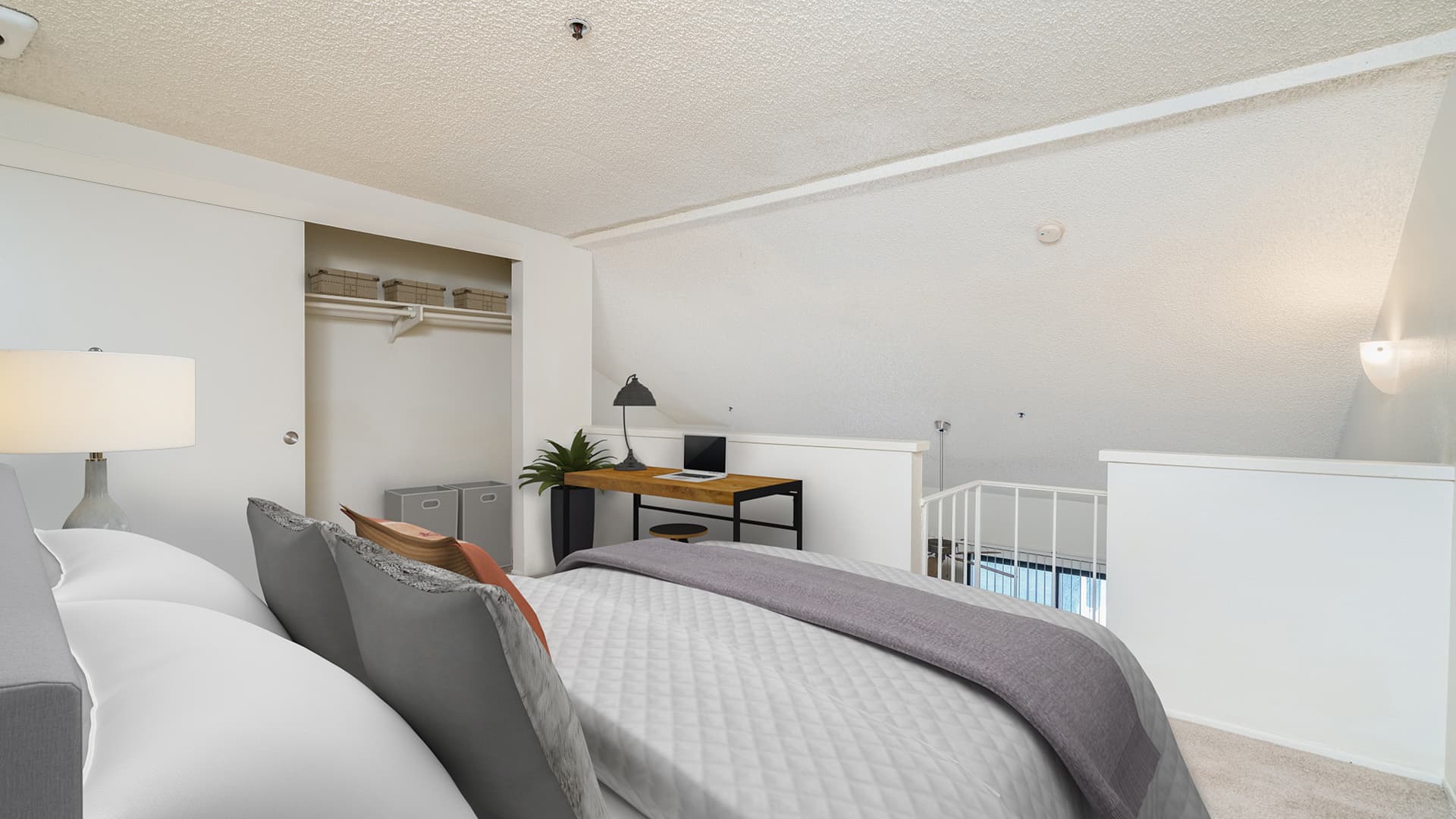 Ocean Crest Apartments 3 of 17