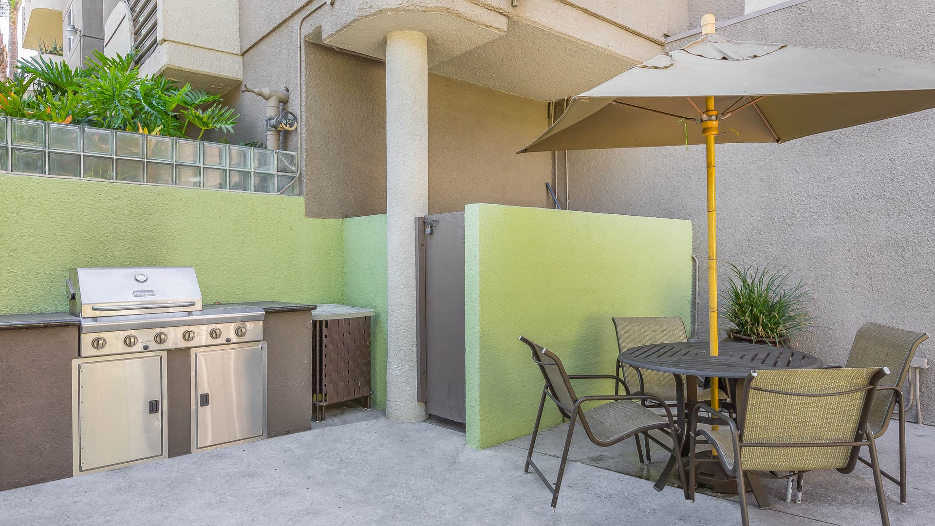 The Cleo Apartments 22 of 23