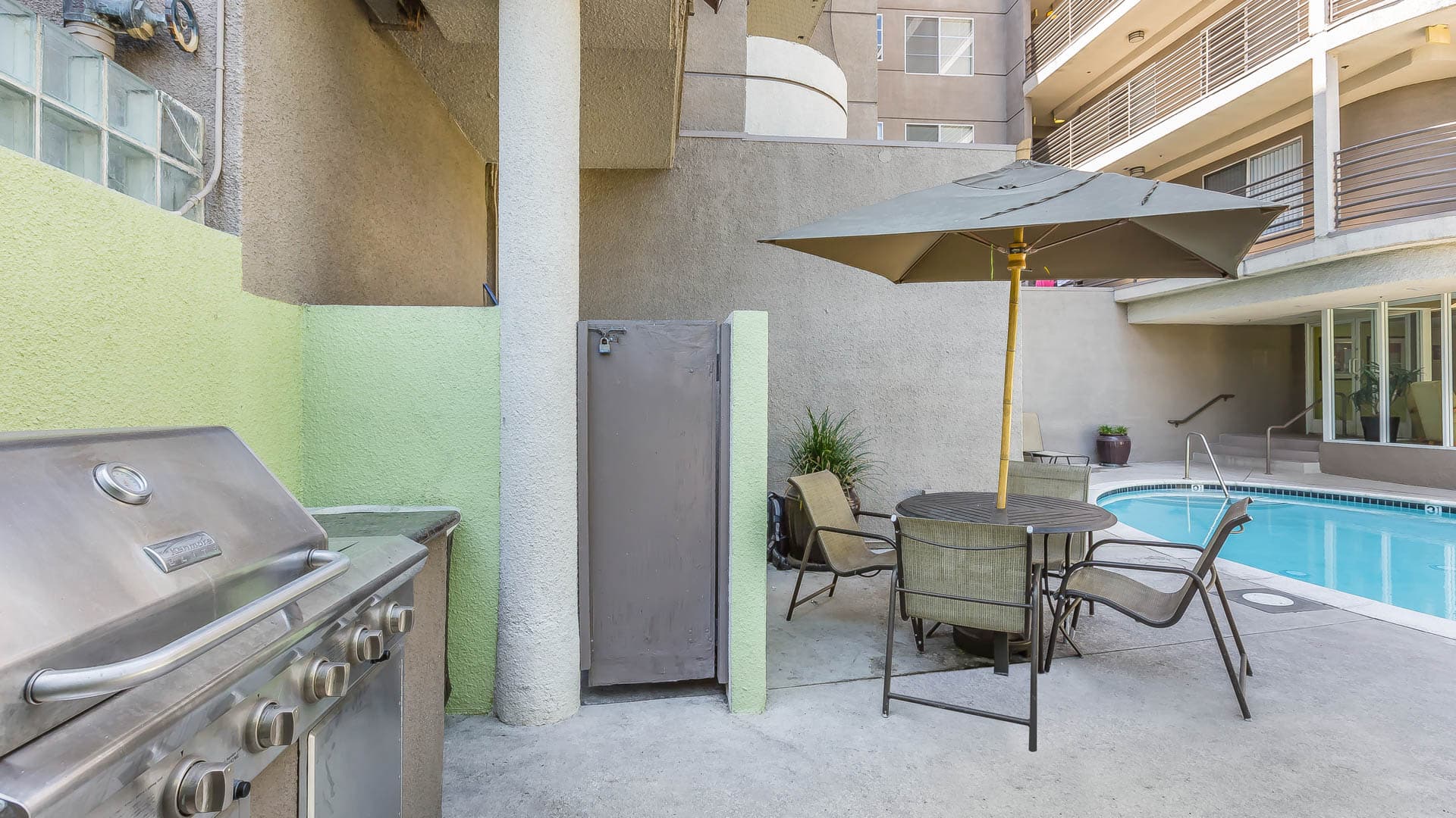 The Cleo Apartments 21 of 23