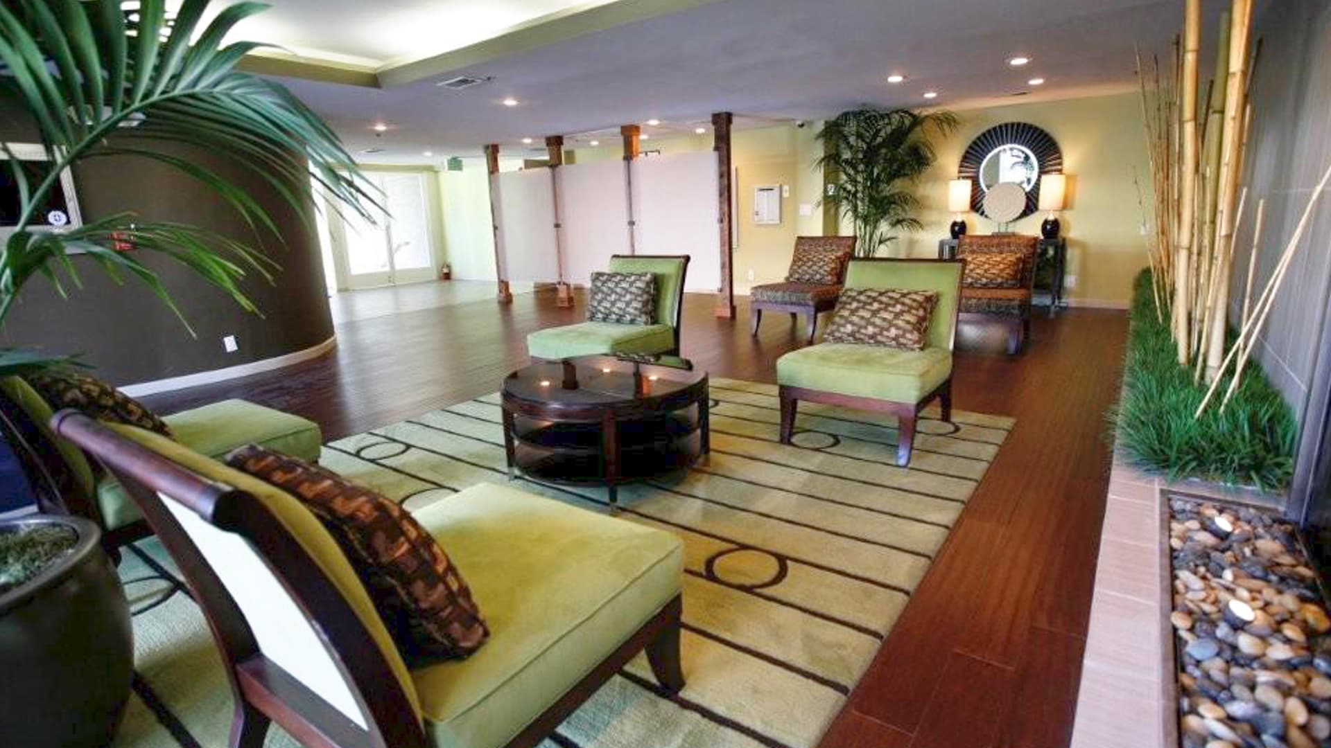 The Cleo Apartments 16 of 23