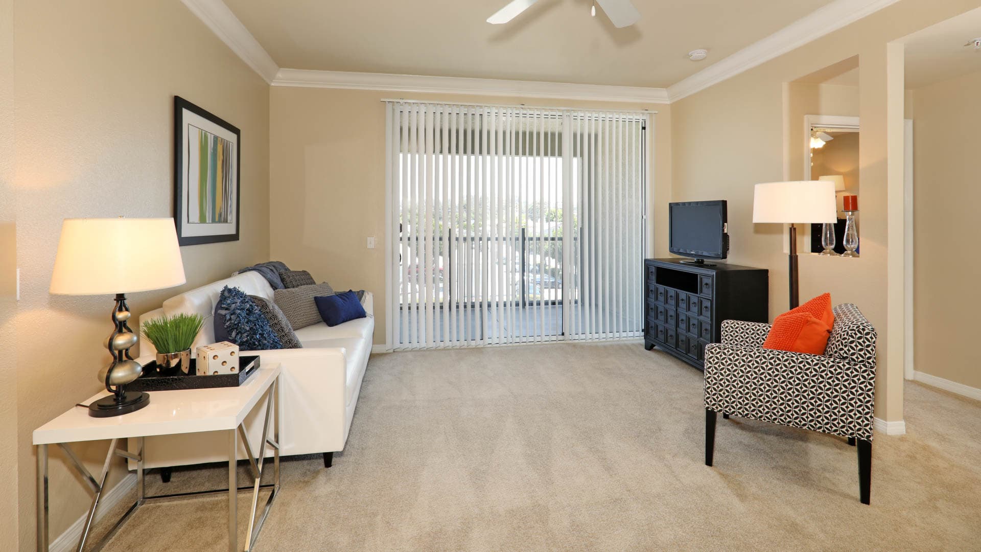 City Pointe Apartments 1 of 3