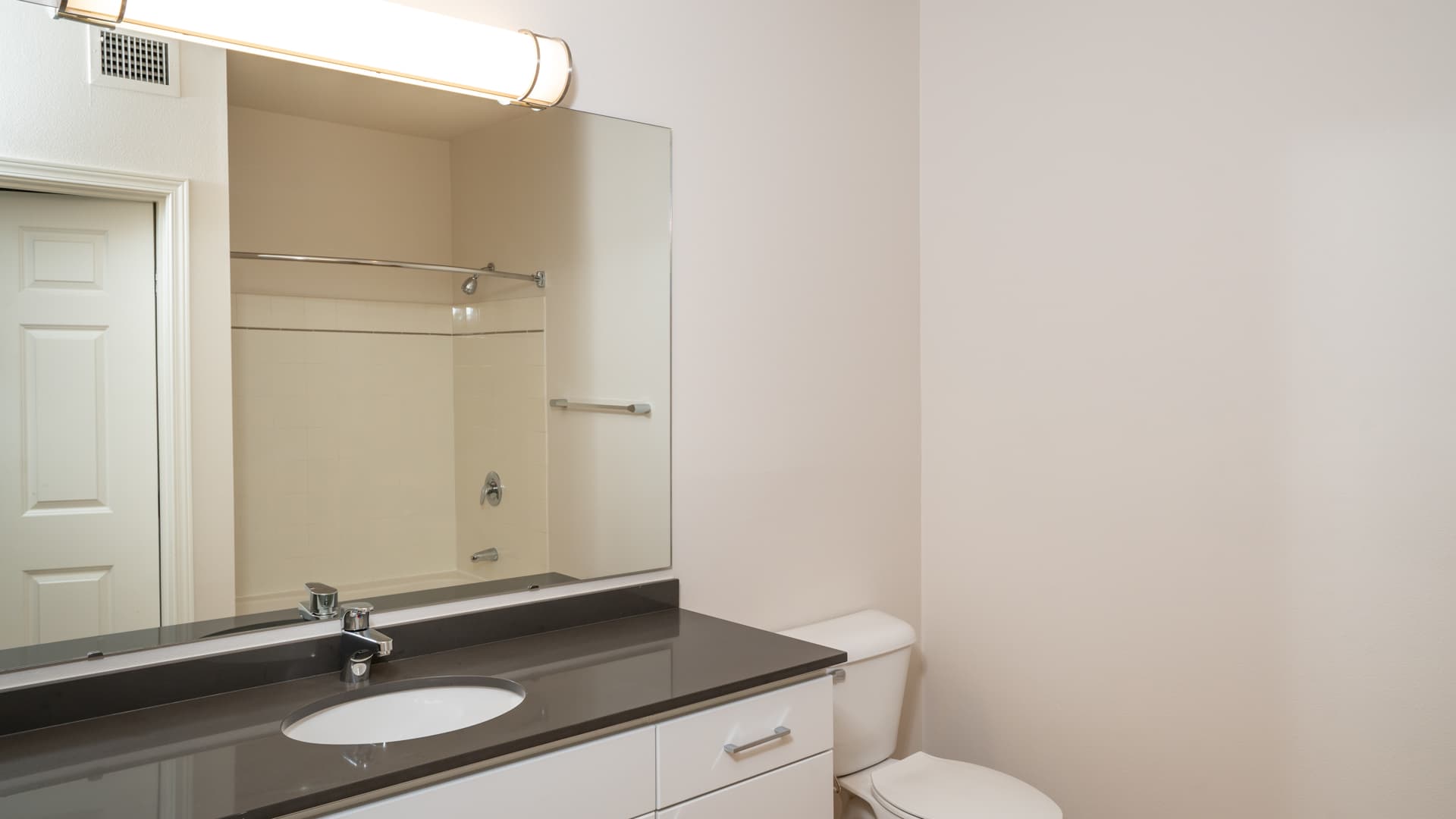 The Reserve at Town Center Apartments 36 of 64
