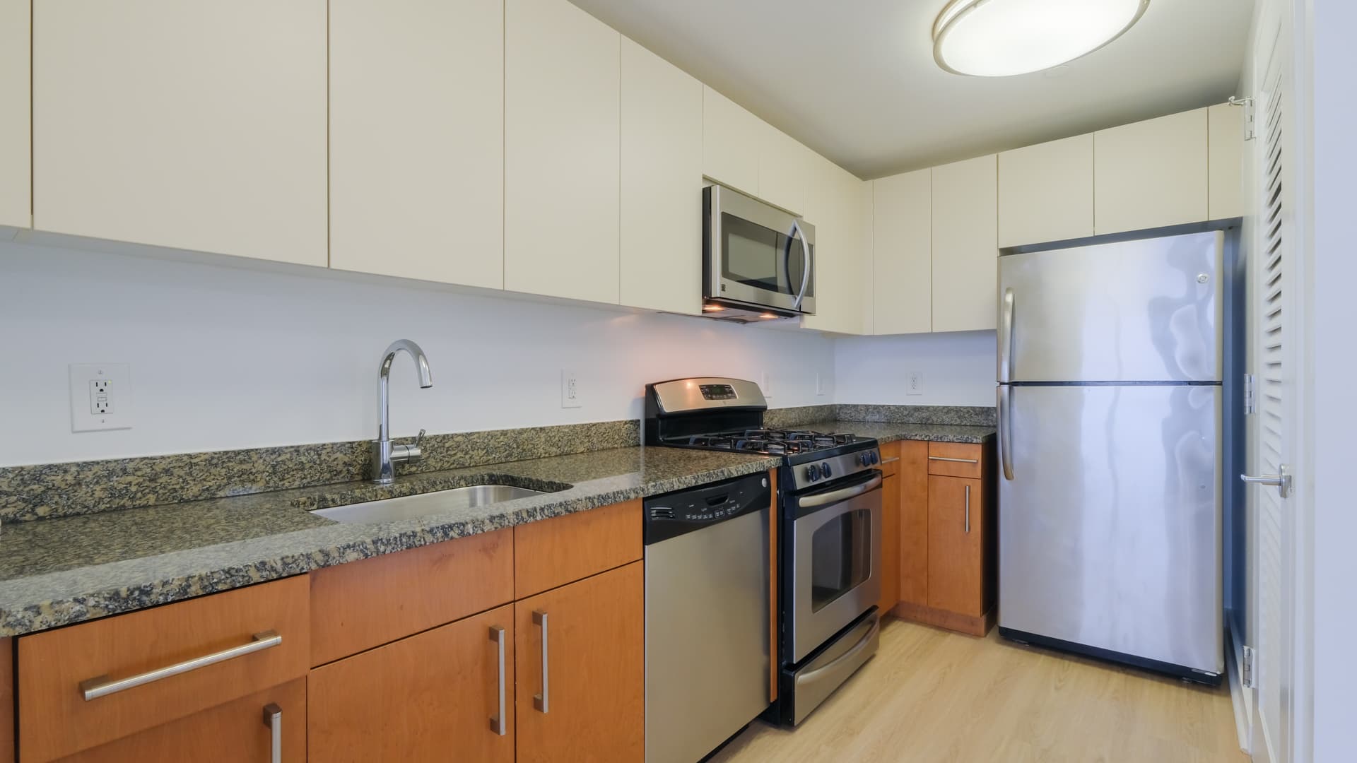 The Brooklyner Apartments 6 of 59
