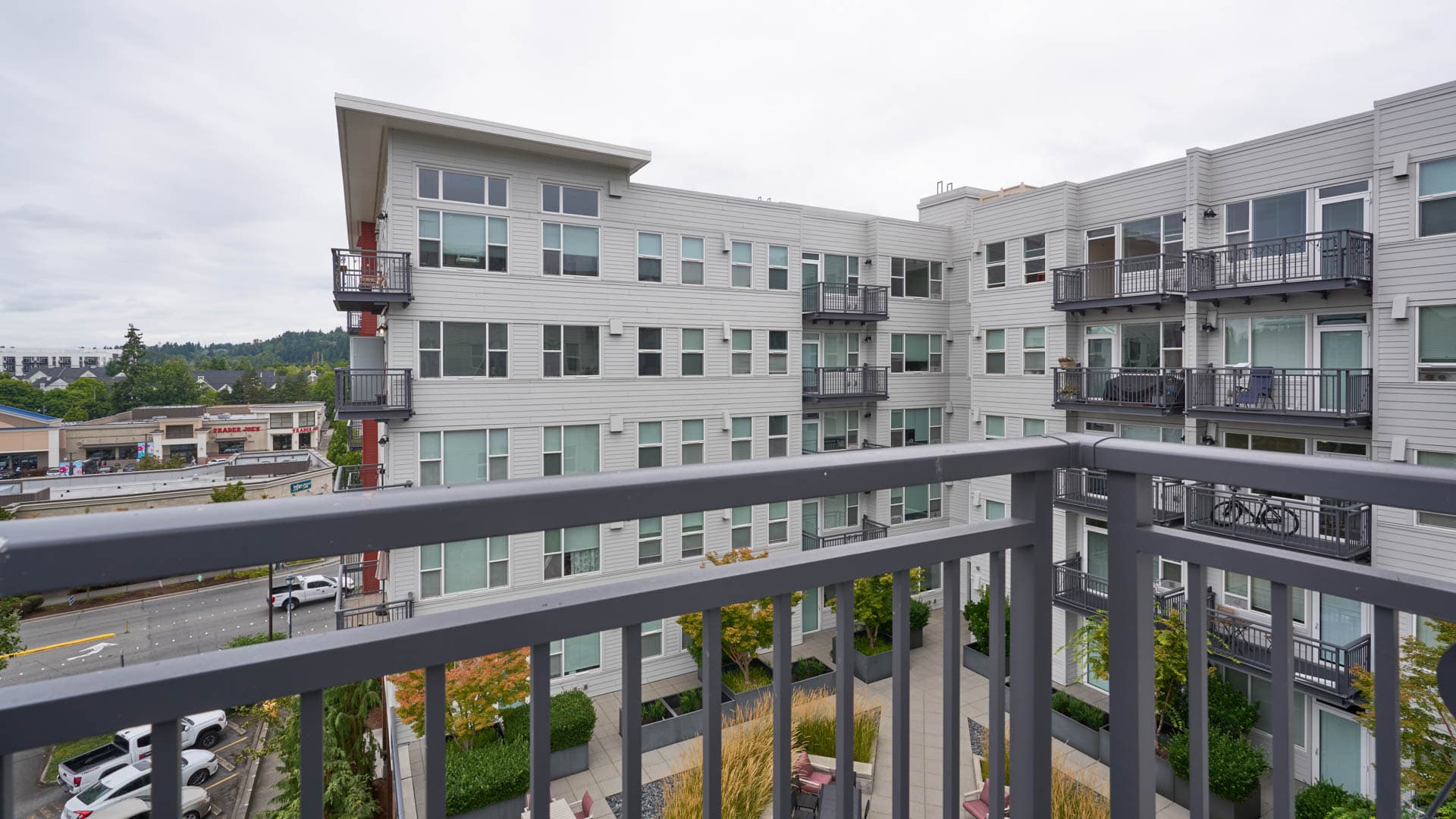 red160 Apartments 11 of 16