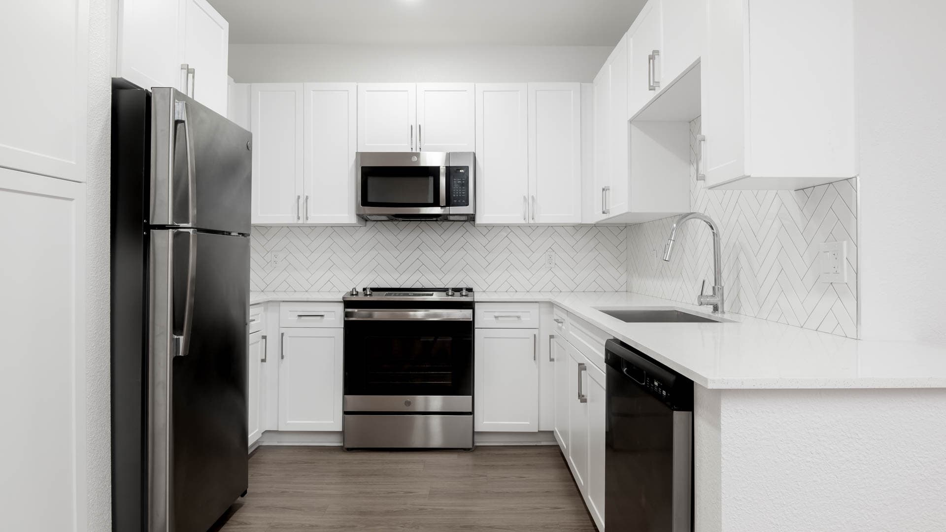 Del Mar Ridge Apartments 5 of 11