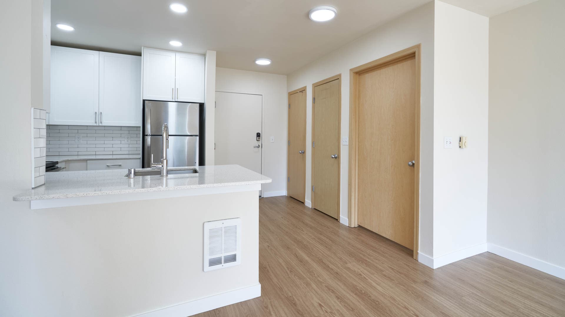 Rianna Apartments 7 of 12