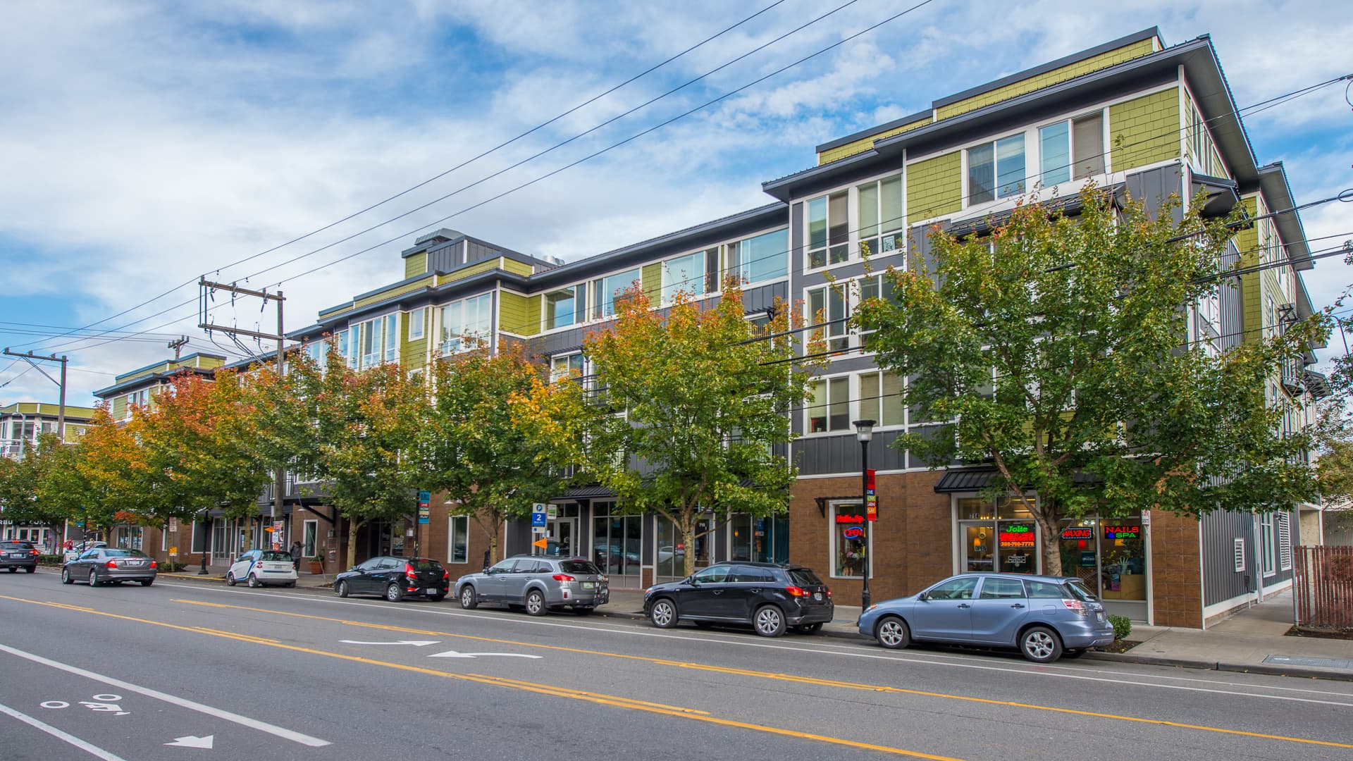 Rianna Apartments 3 of 24