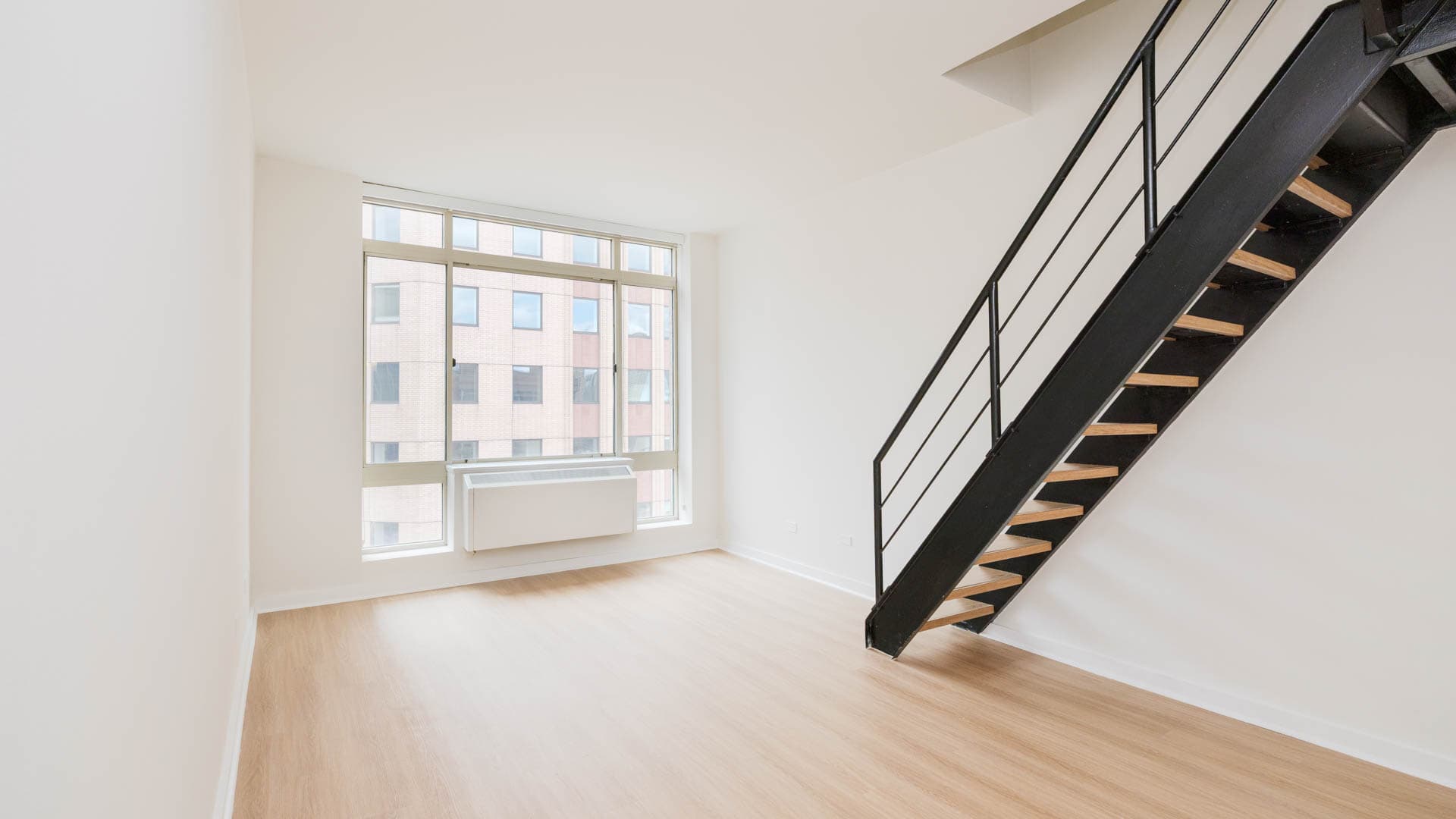 Longacre House Apartments 13 of 43