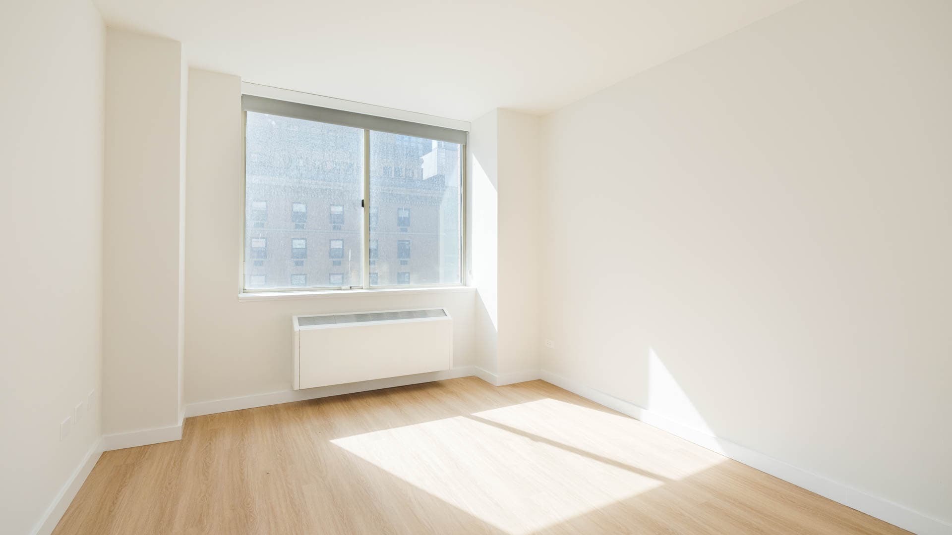 Longacre House Apartments 23 of 43