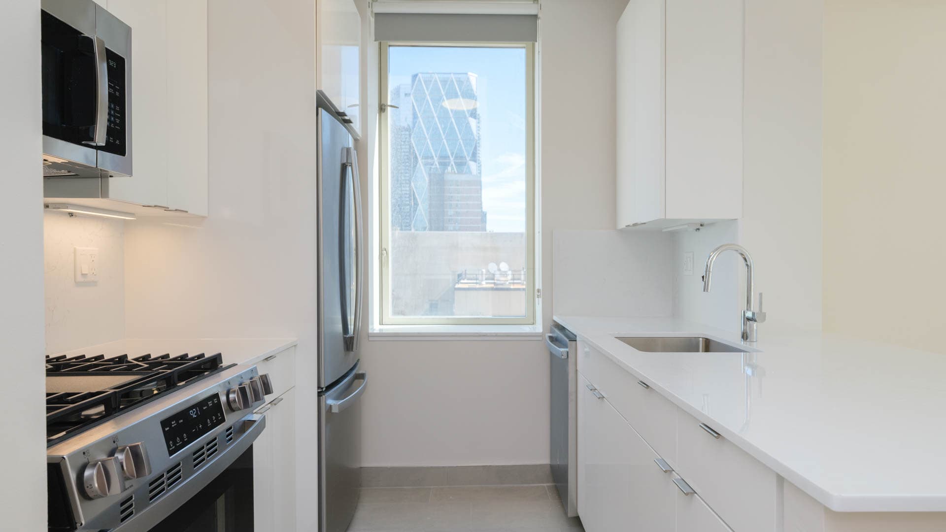Longacre House Apartments 2 of 43