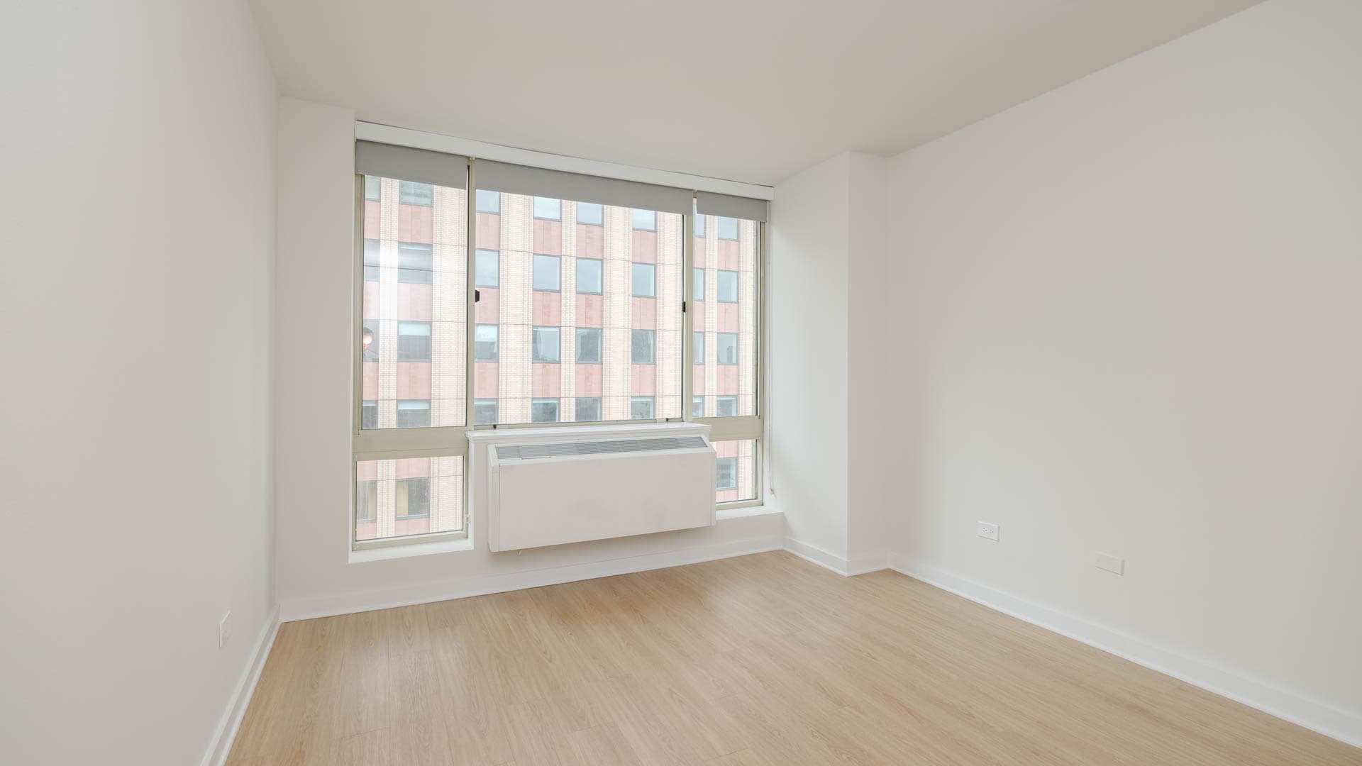 Longacre House Apartments 22 of 43