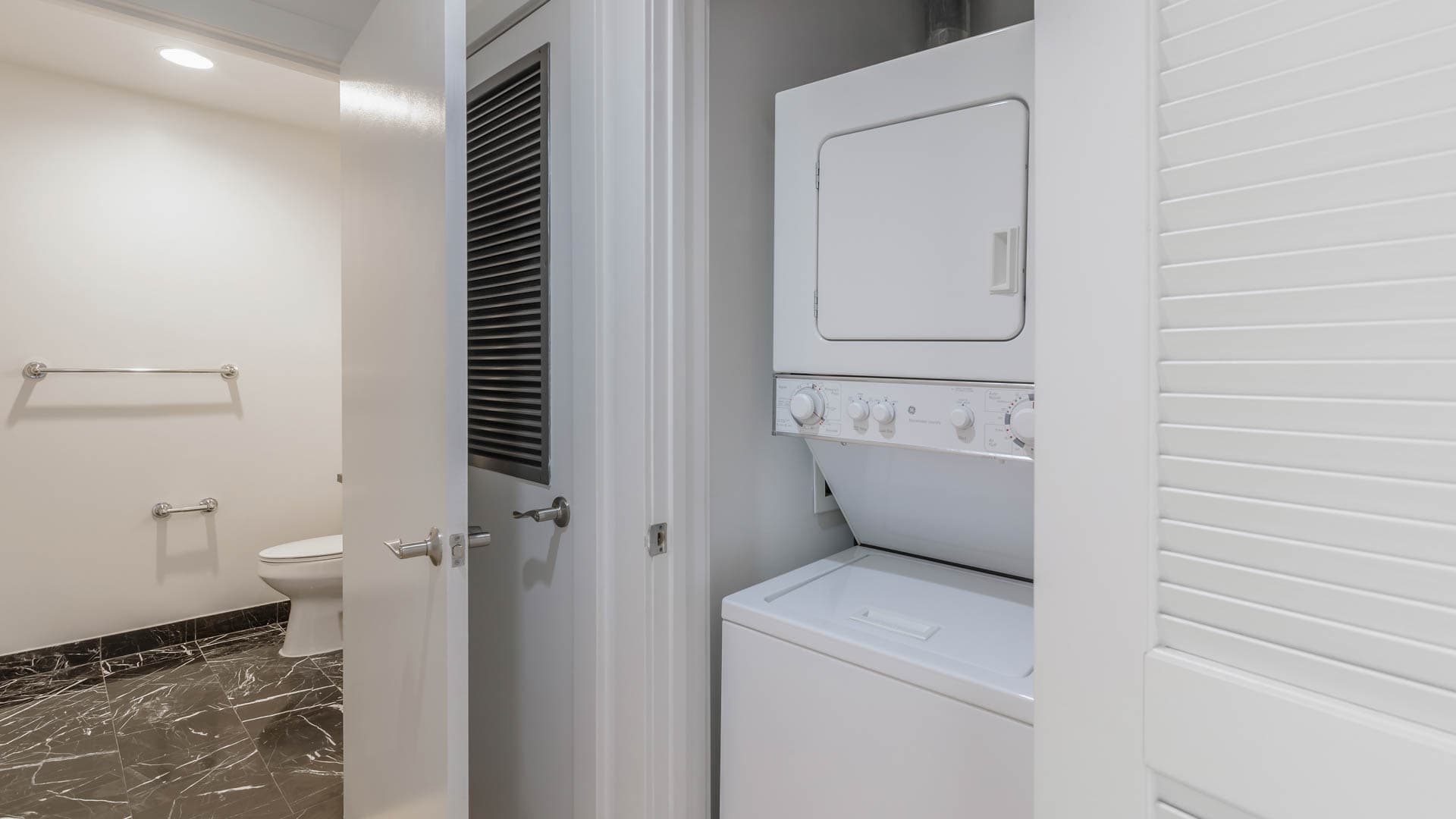 425 Mass Apartments 4 of 6
