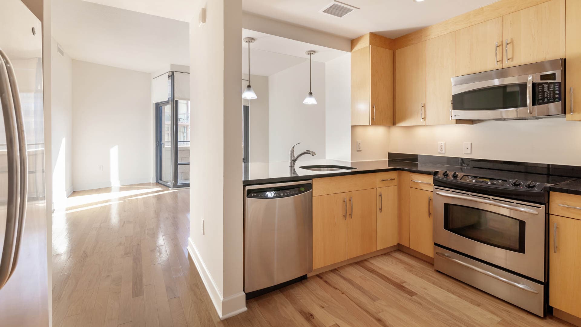 425 Mass Apartments 6 of 67