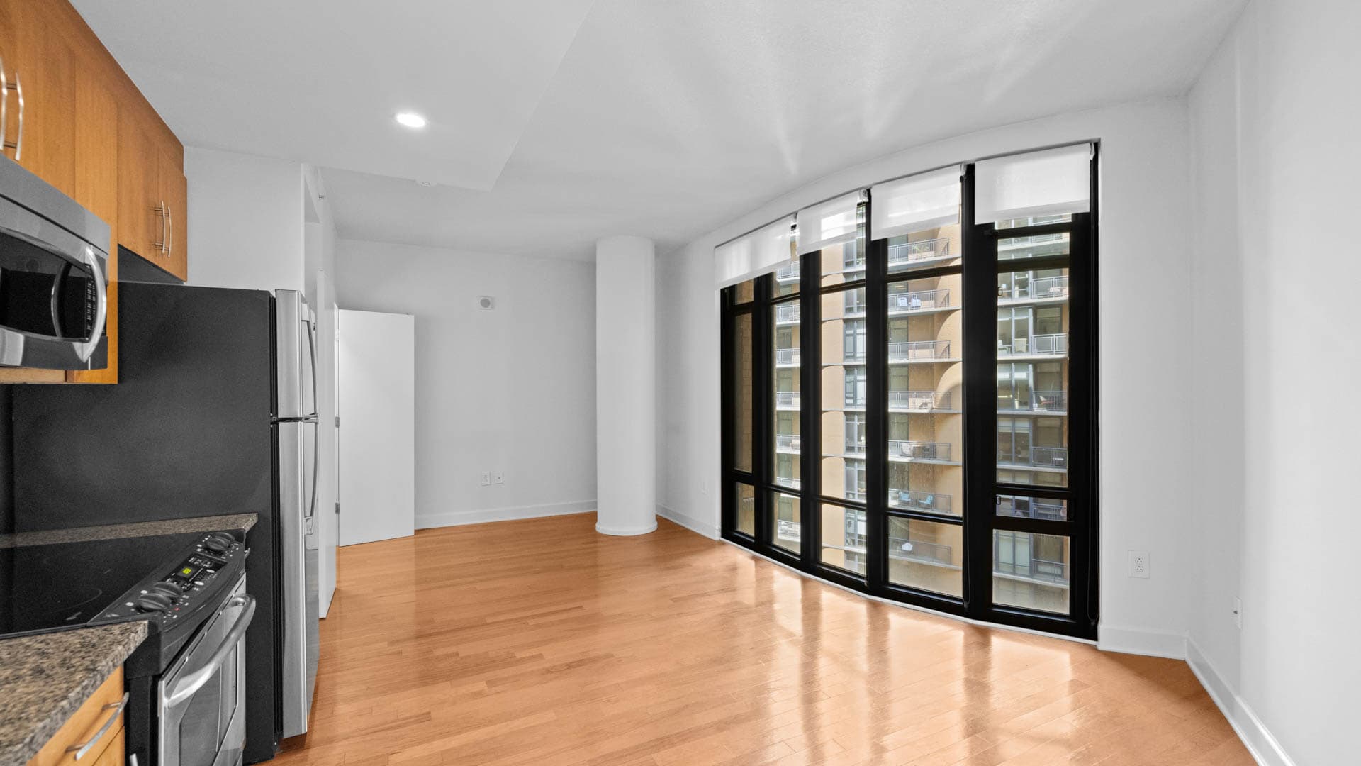 425 Mass Apartments 10 of 67