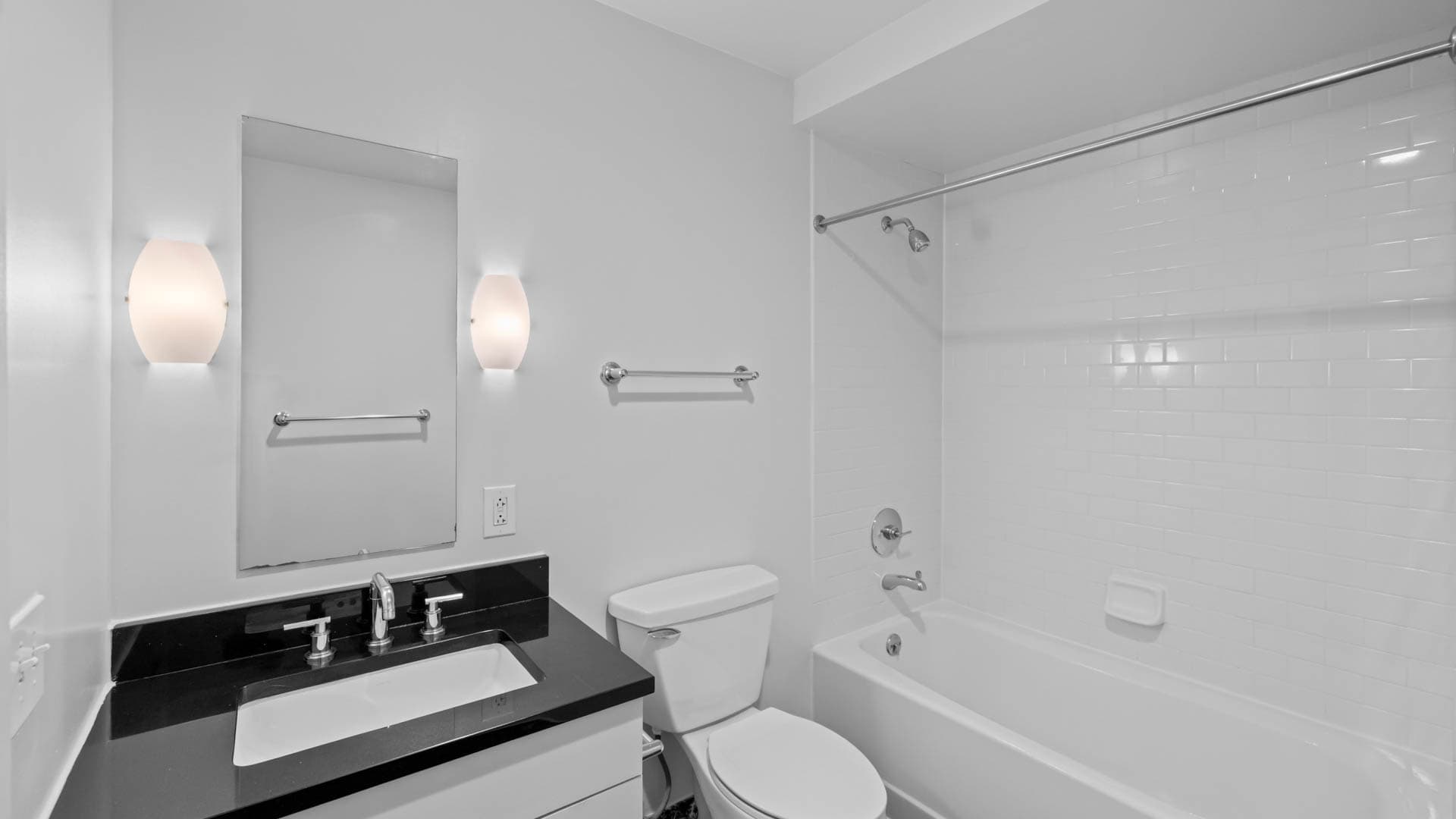 425 Mass Apartments 25 of 67