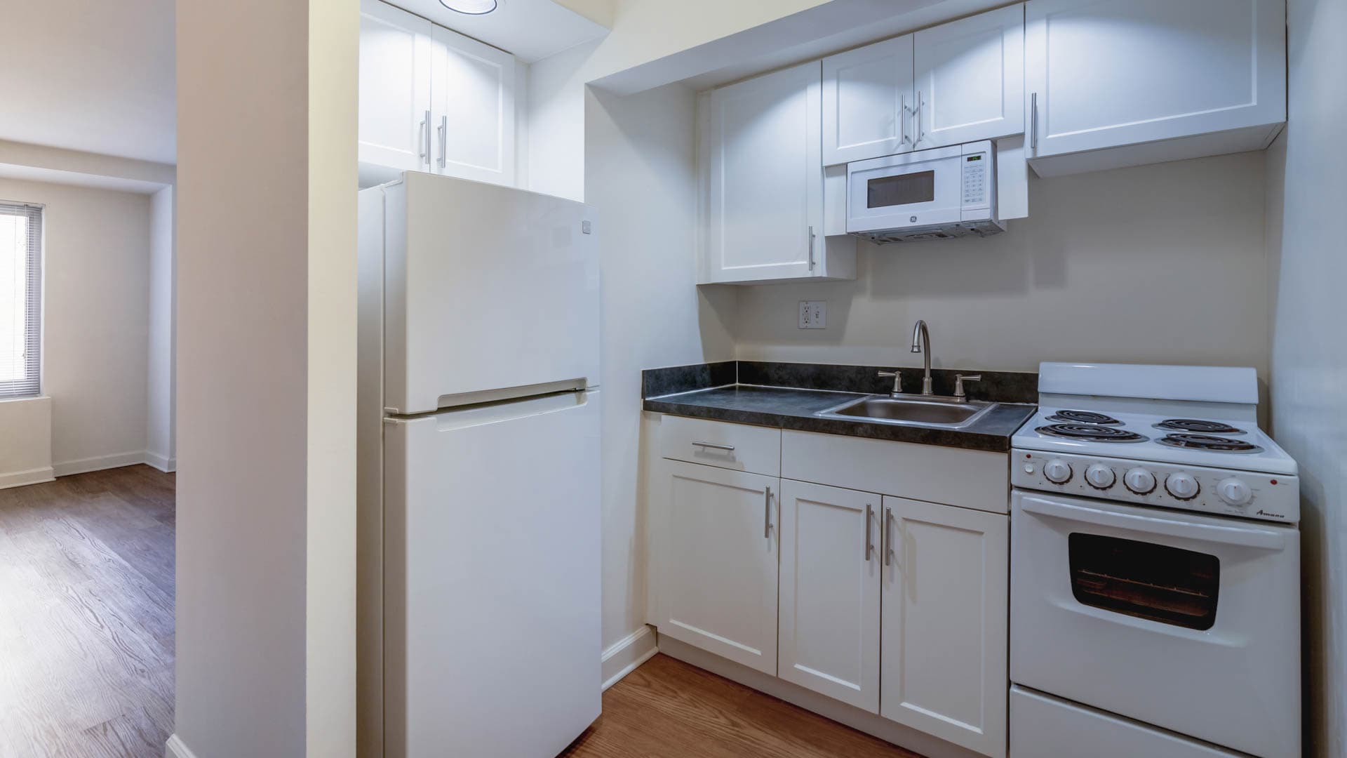 1500 Mass Apartments 3 of 8