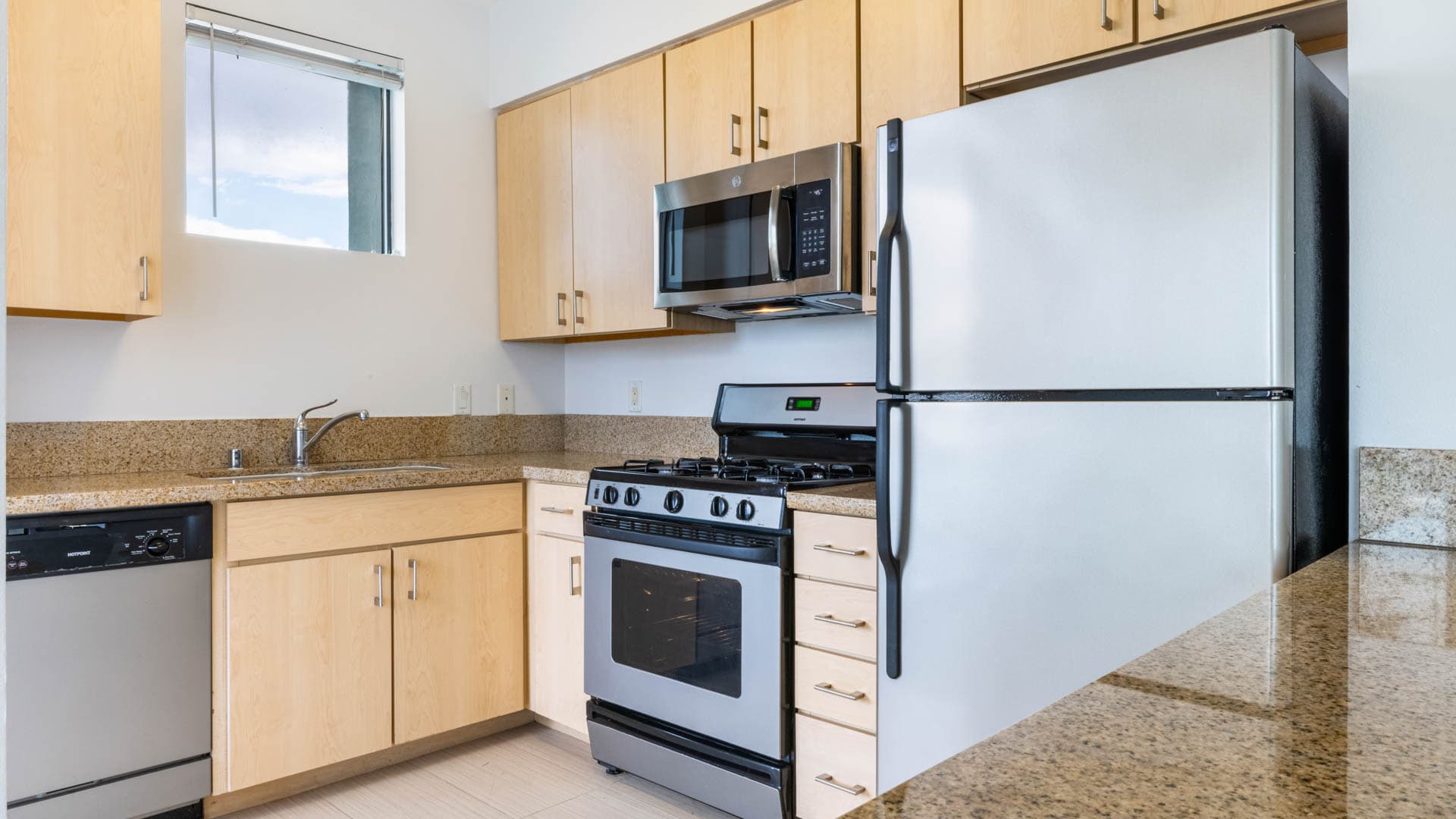 Hikari Apartments 4 of 8