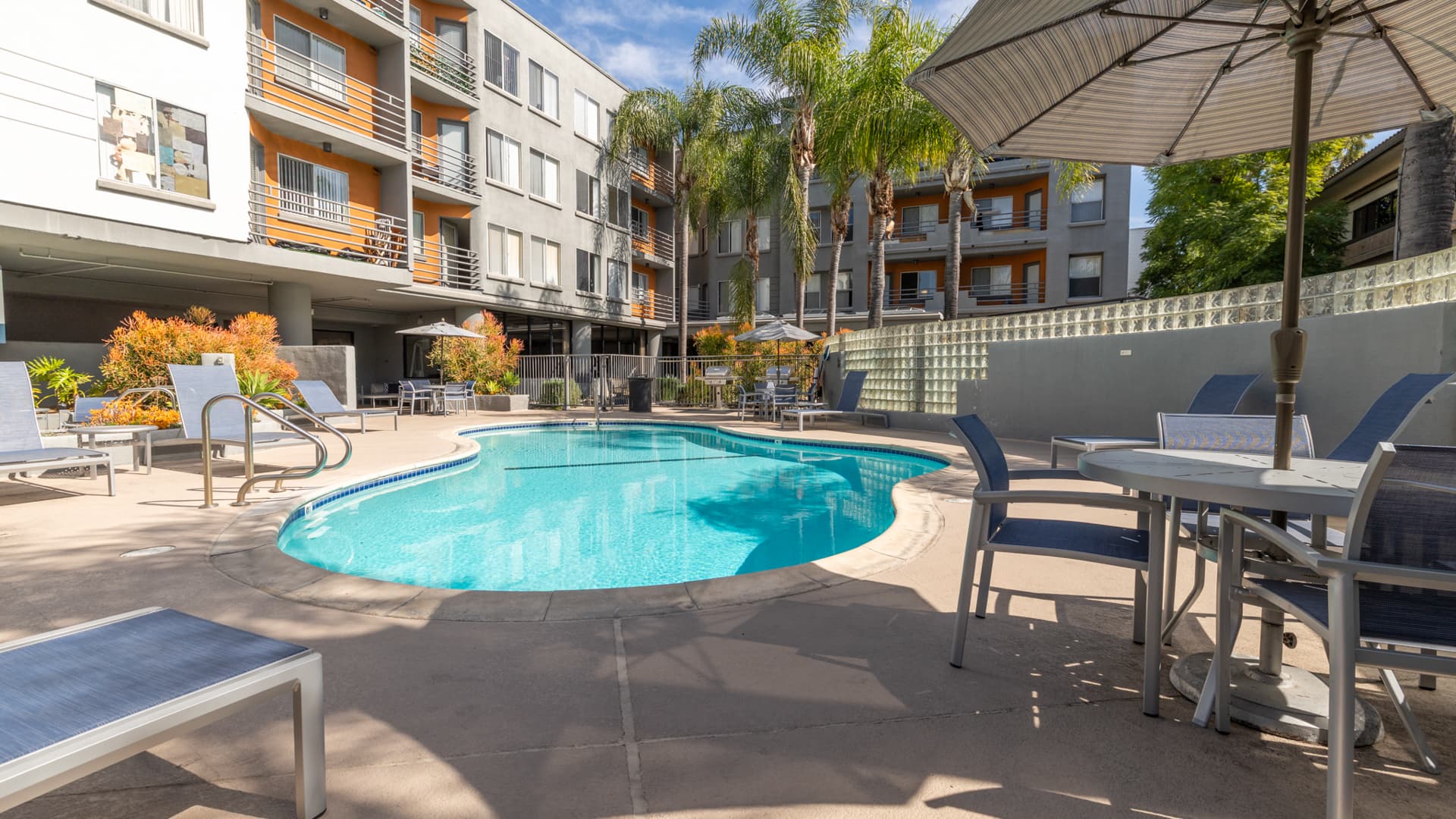 The Encore Apartments 1 of 32