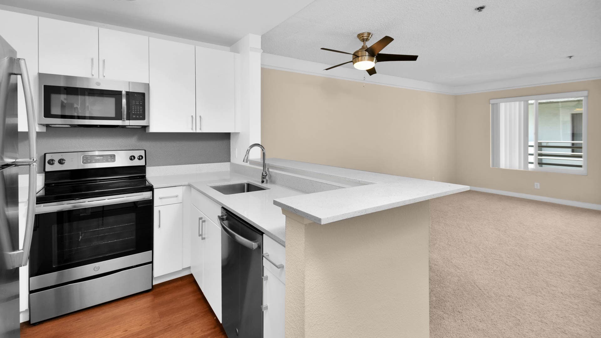 The Encore Apartments 3 of 15