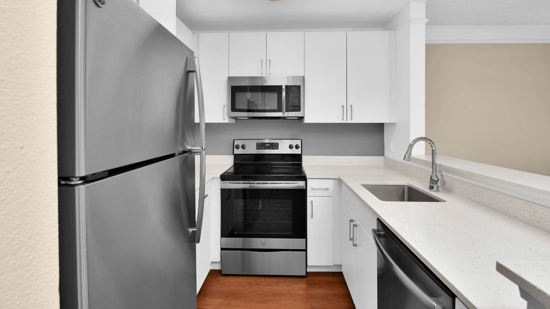 The Encore Apartments 4 of 15