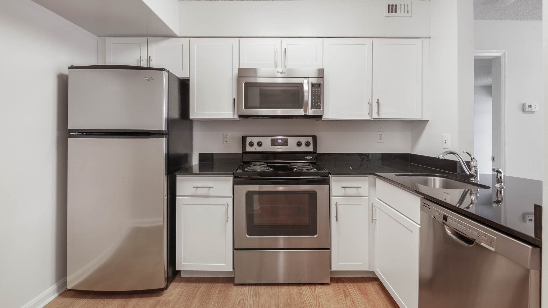 Edgemont at Bethesda Metro Apartments 5 of 8