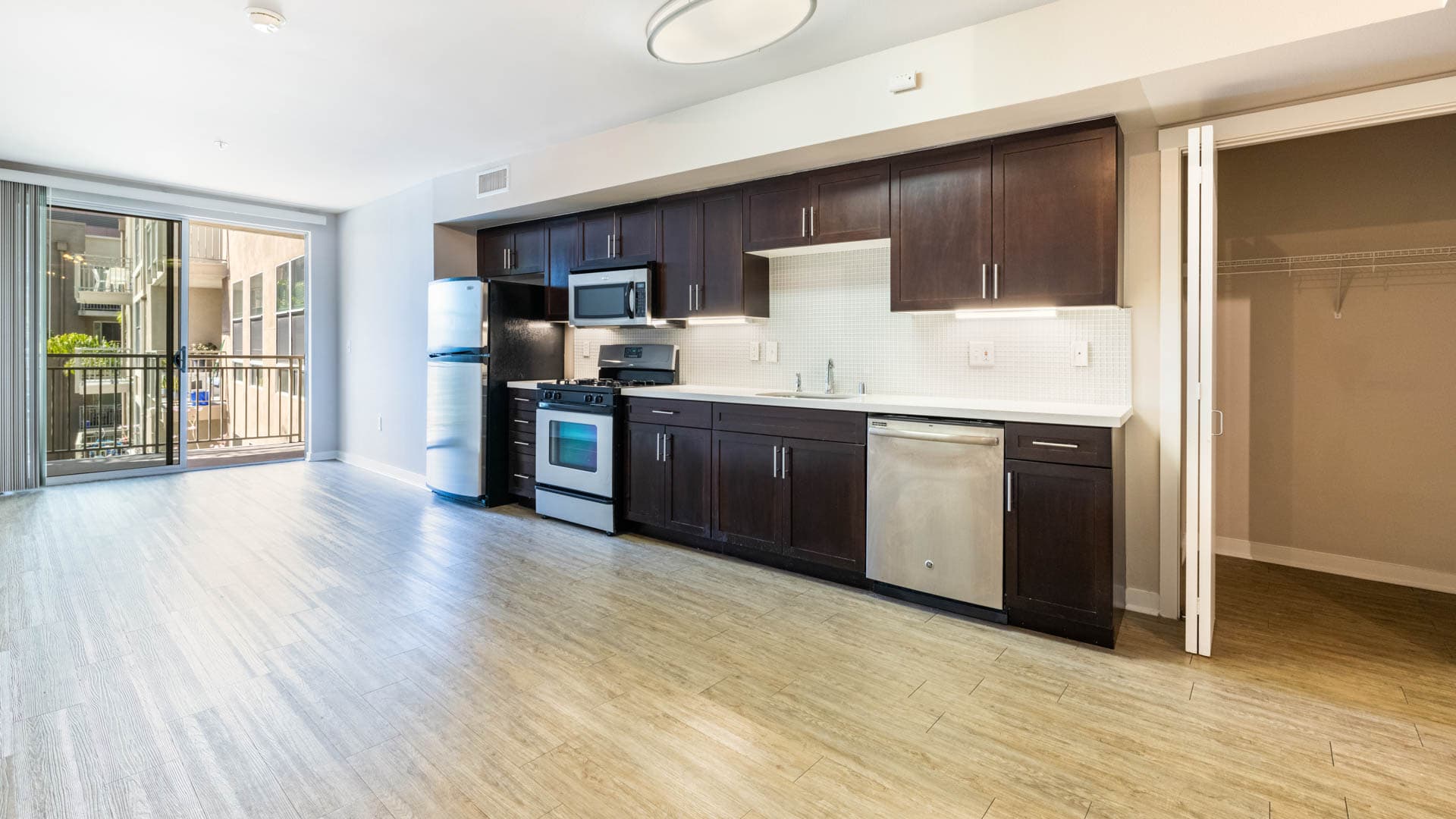 Glo Apartments 14 of 65