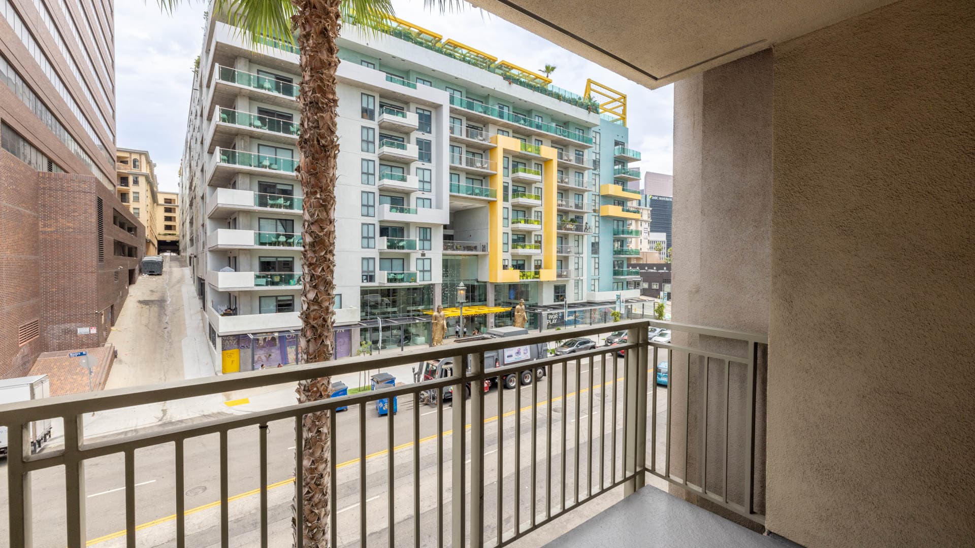 Glo Apartments 30 of 65