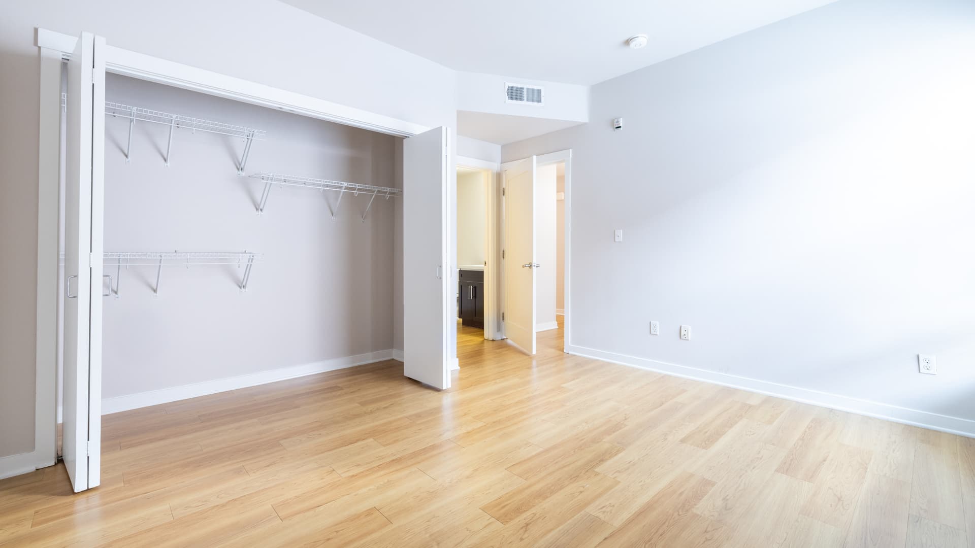 Glo Apartments 39 of 65