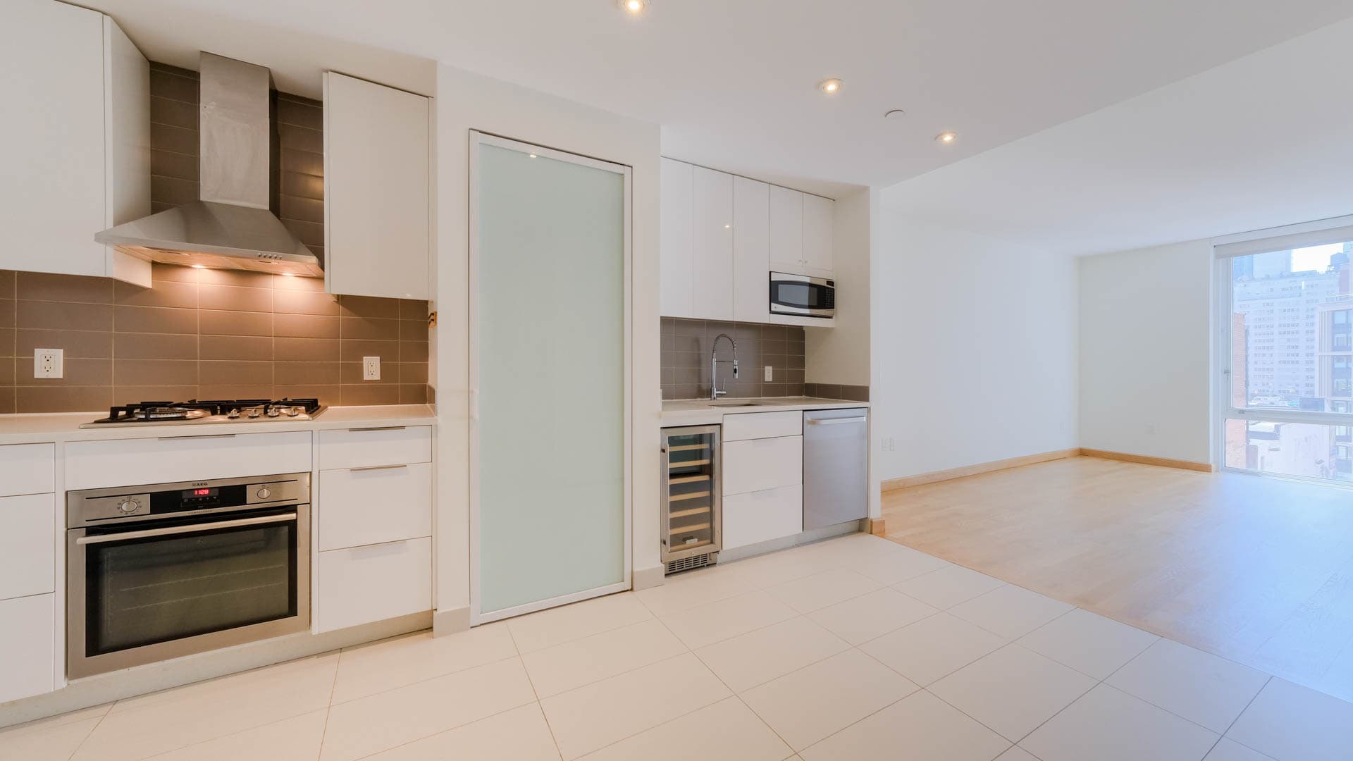 Mantena Apartments 3 of 8