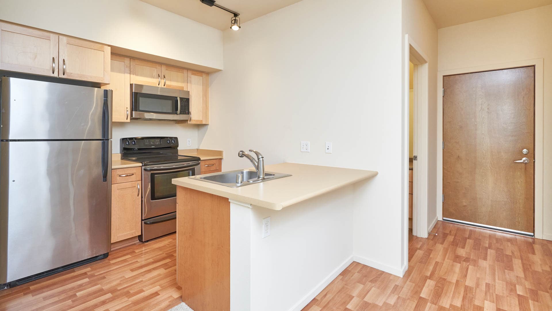 Veloce Apartments 1 of 6