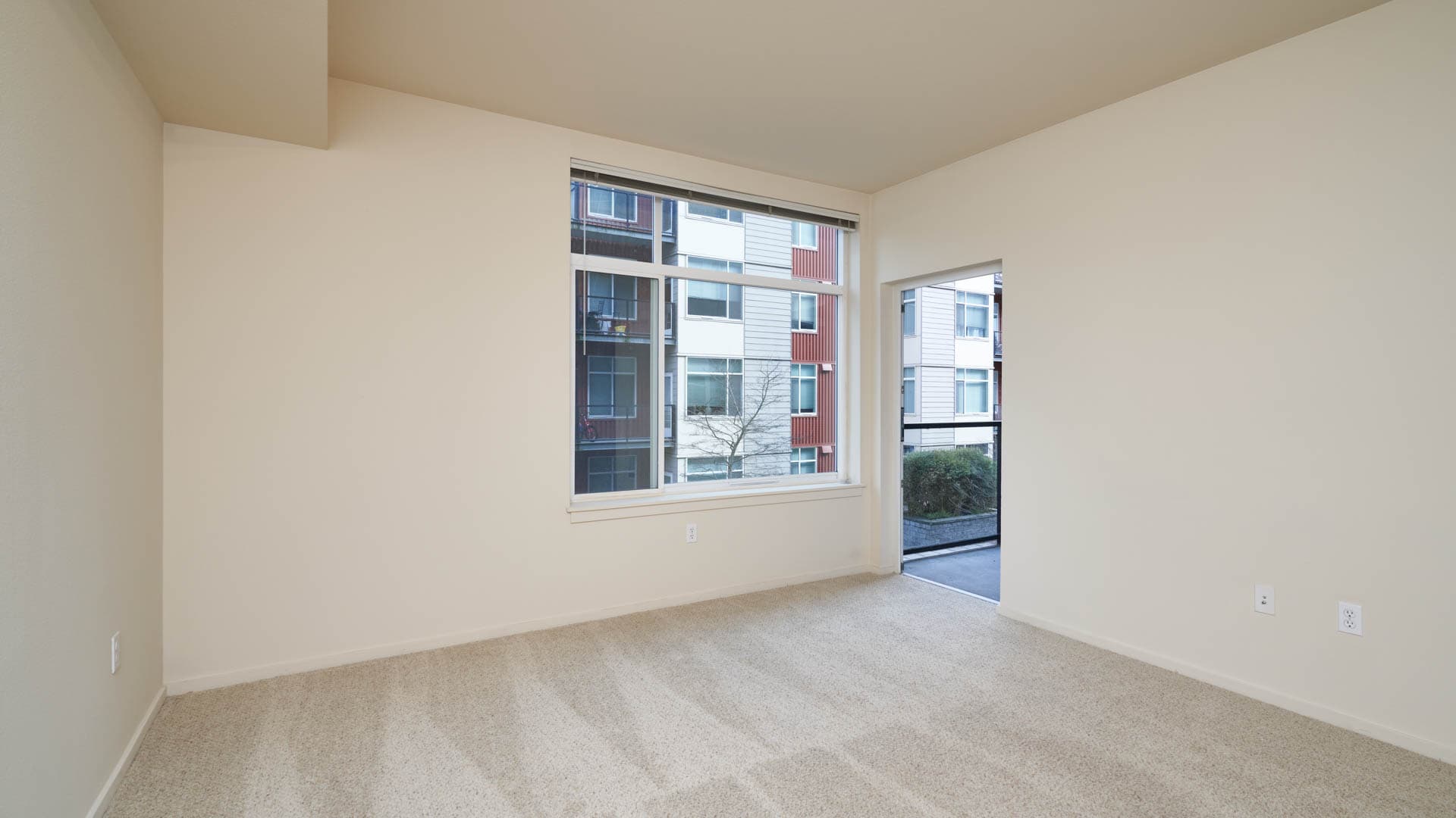 Veloce Apartments 2 of 6