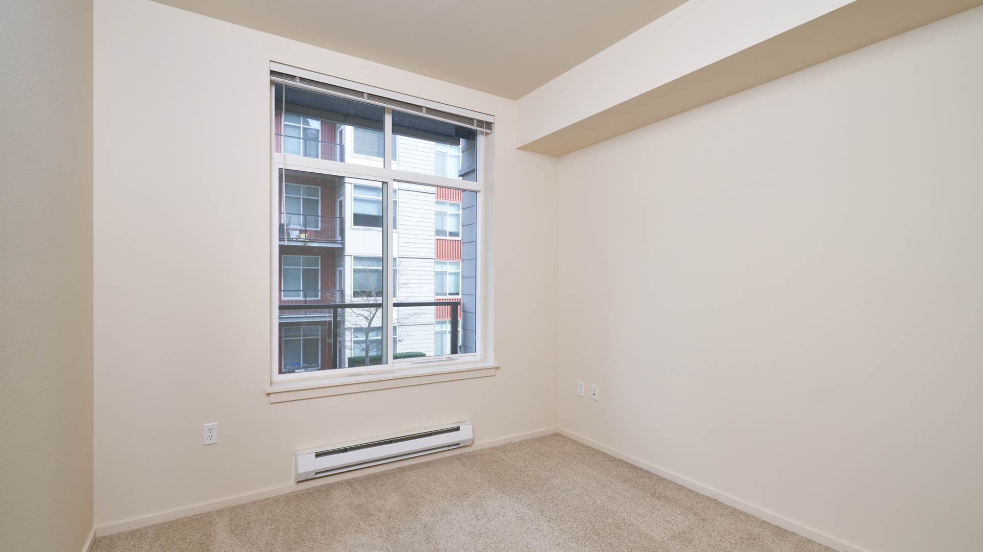 Veloce Apartments 4 of 6