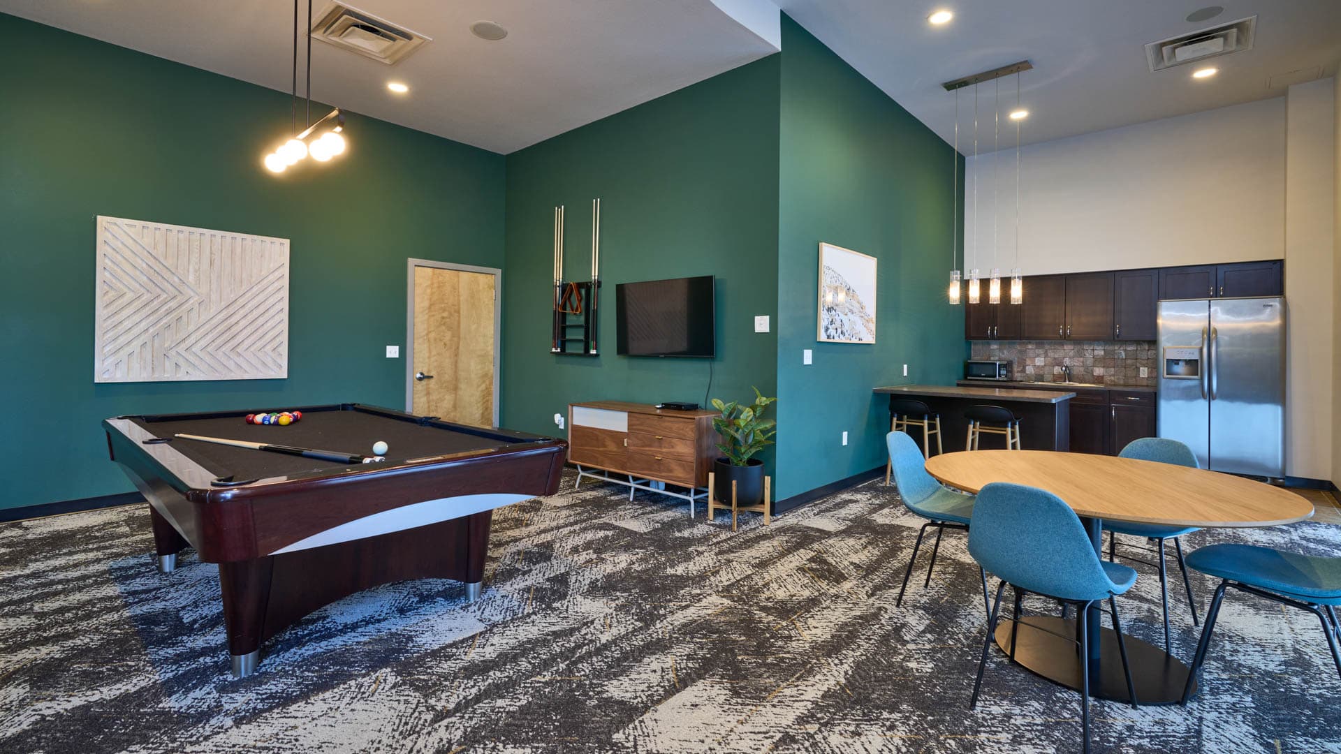 Veloce Apartments 39 of 57