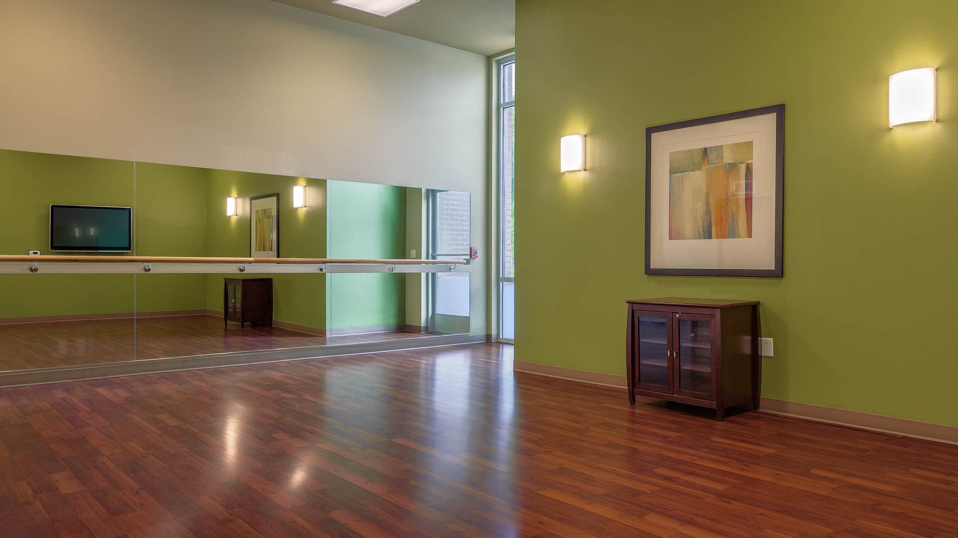 Veloce Apartments 43 of 57