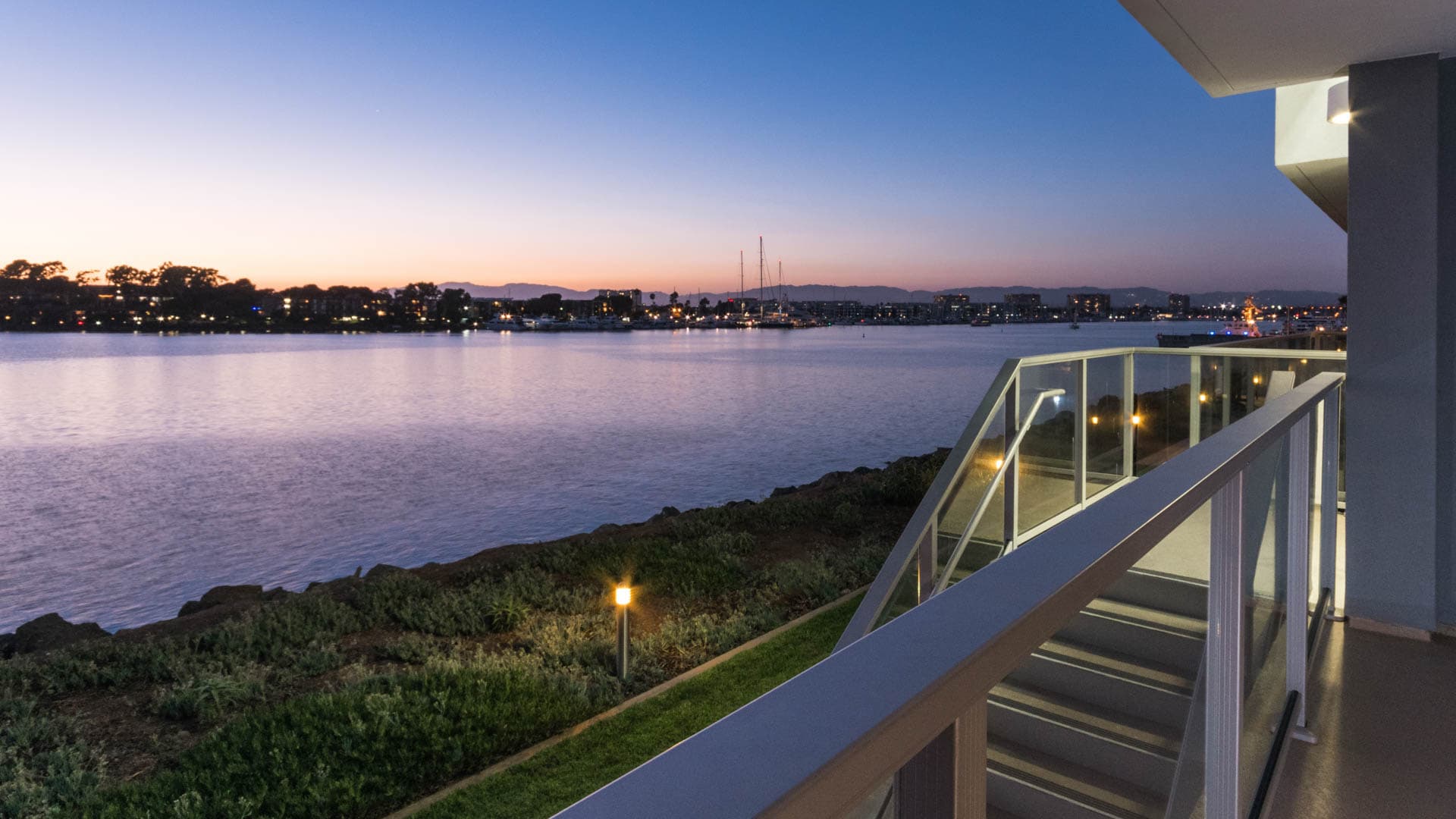 Breakwater at Marina del Rey Apartments 63 of 71