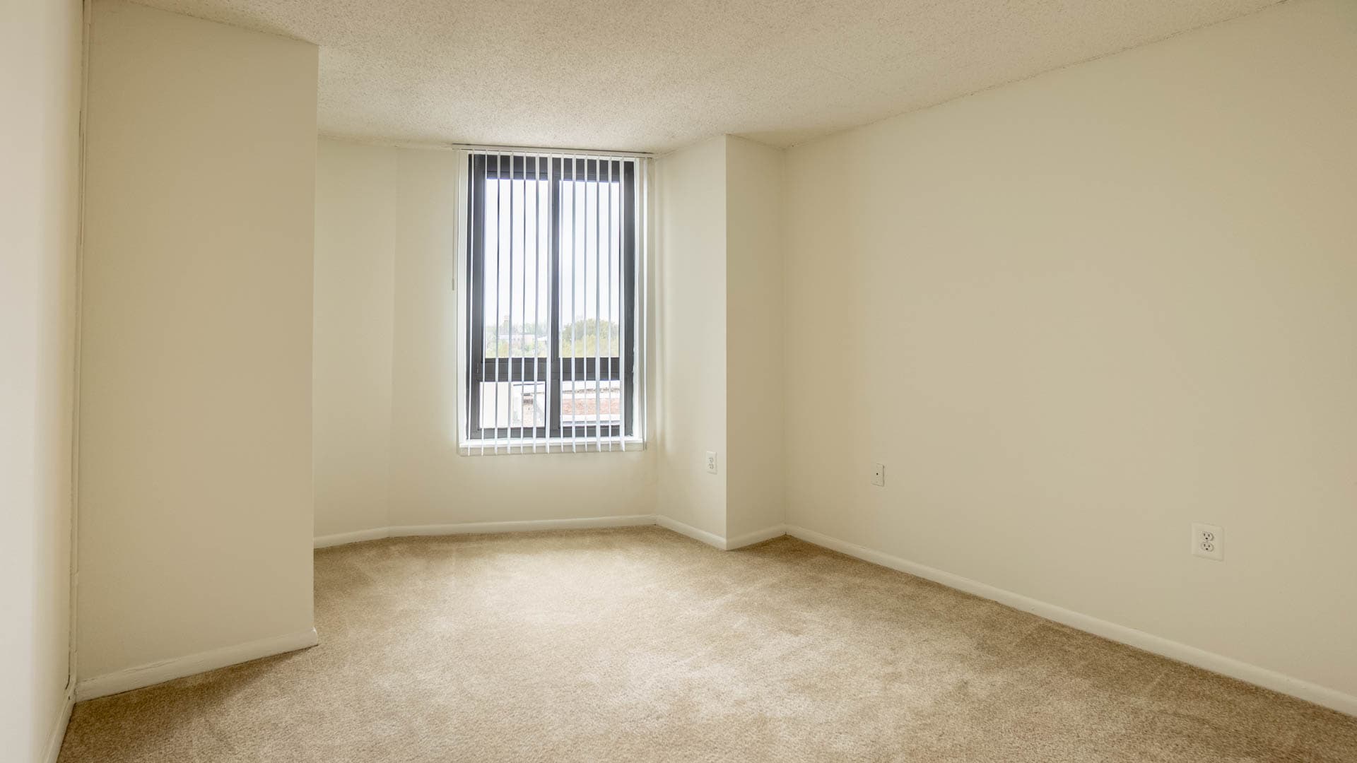 Connecticut Heights Apartments 3 of 10
