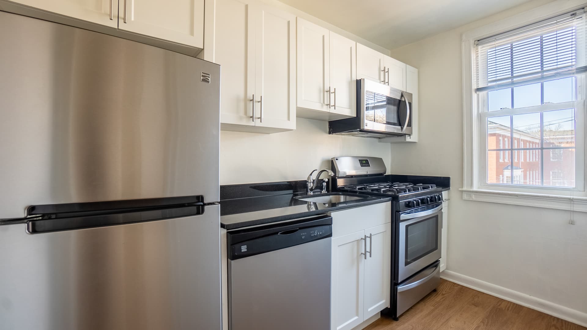 Connecticut Heights Apartments 2 of 5