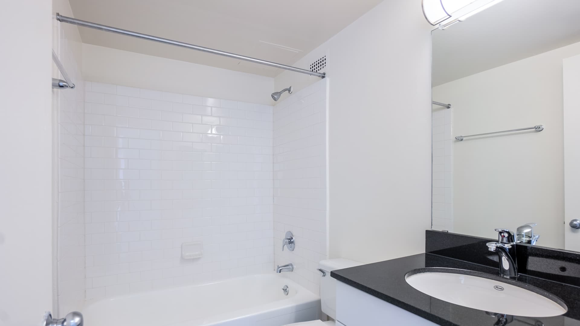 Connecticut Heights Apartments 2 of 7