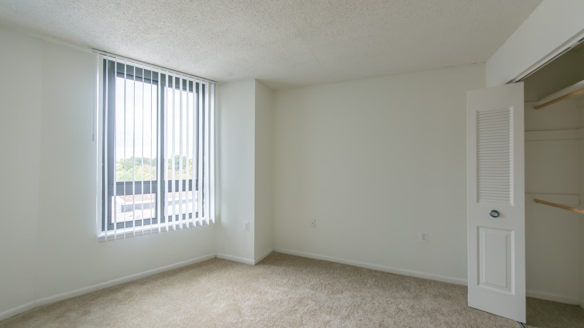 Connecticut Heights Apartments 4 of 7