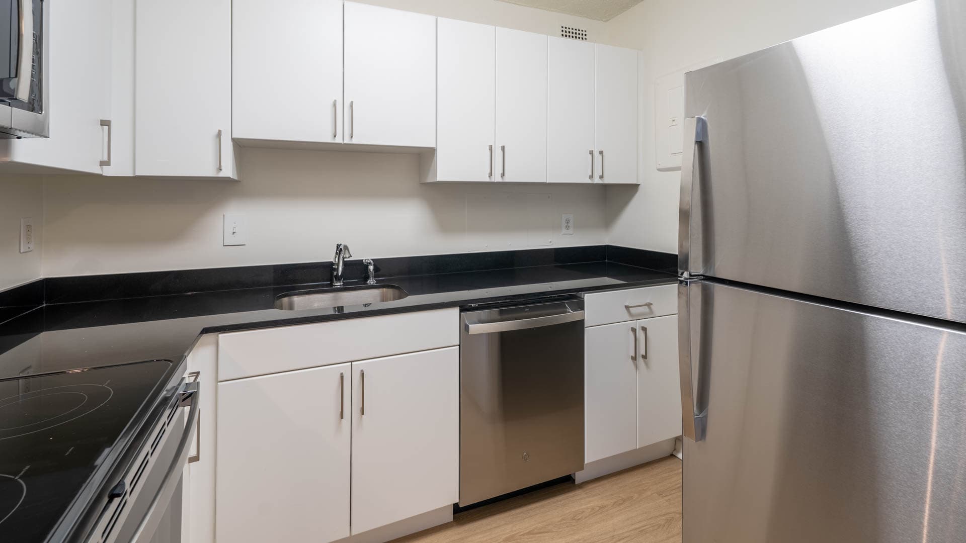 Connecticut Heights Apartments 2 of 4