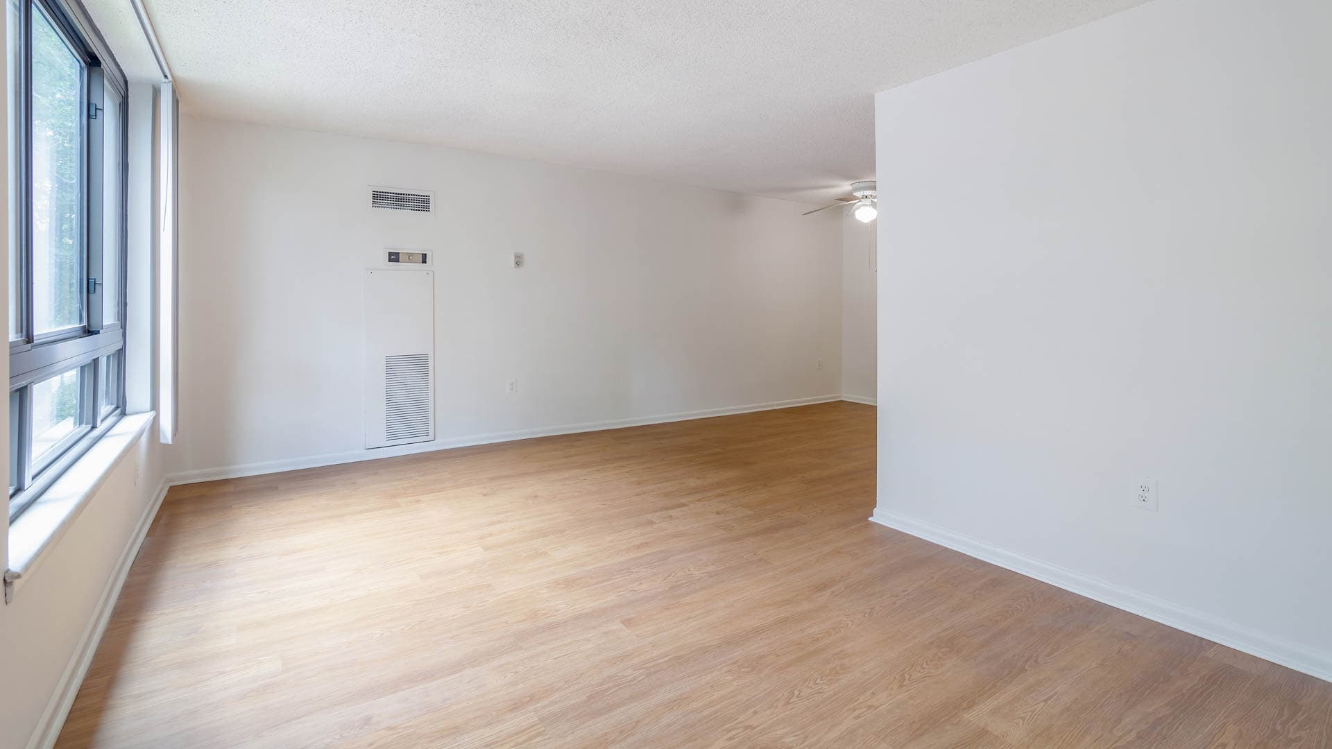 Connecticut Heights Apartments 7 of 11