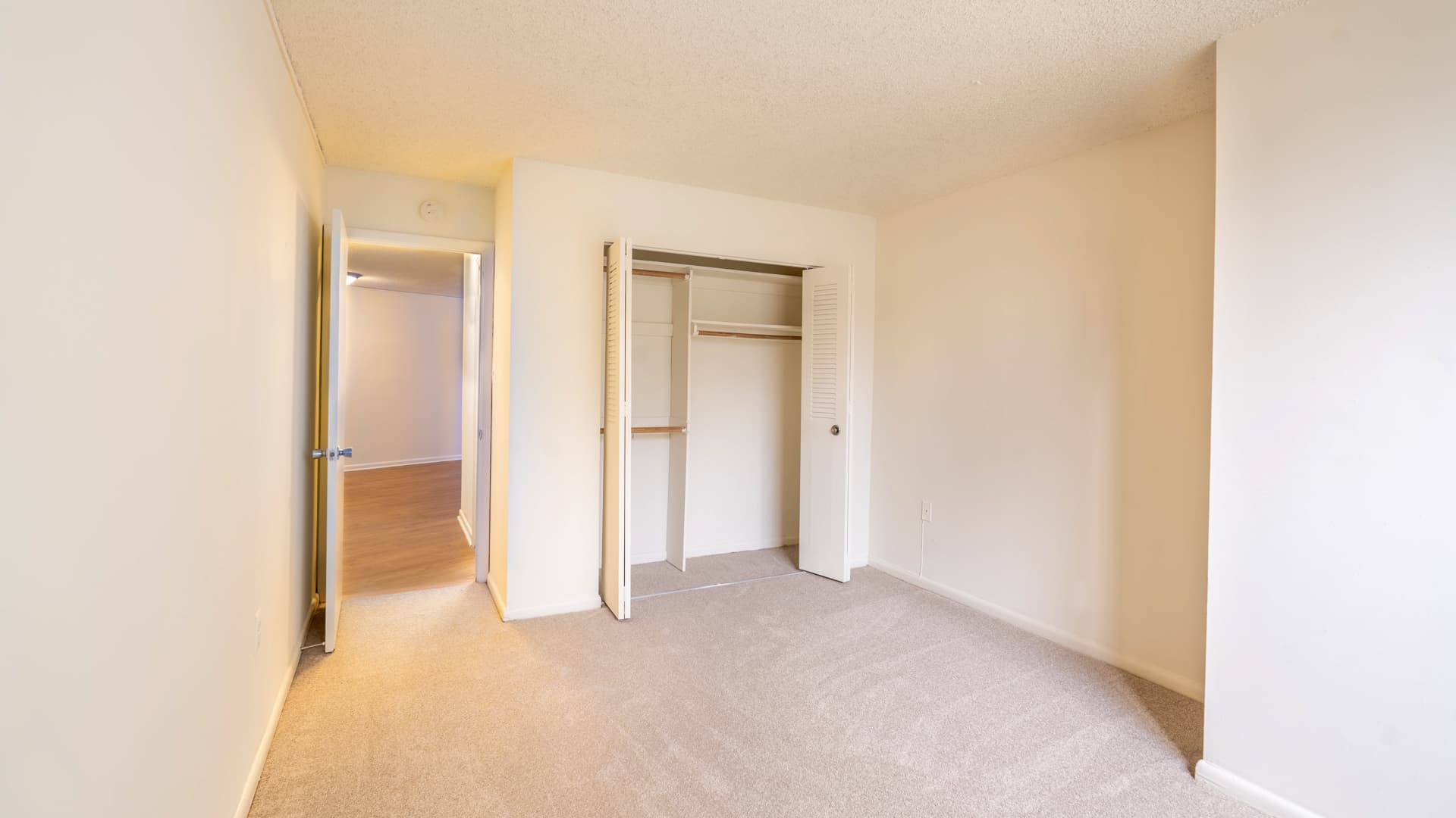 Connecticut Heights Apartments 7 of 8