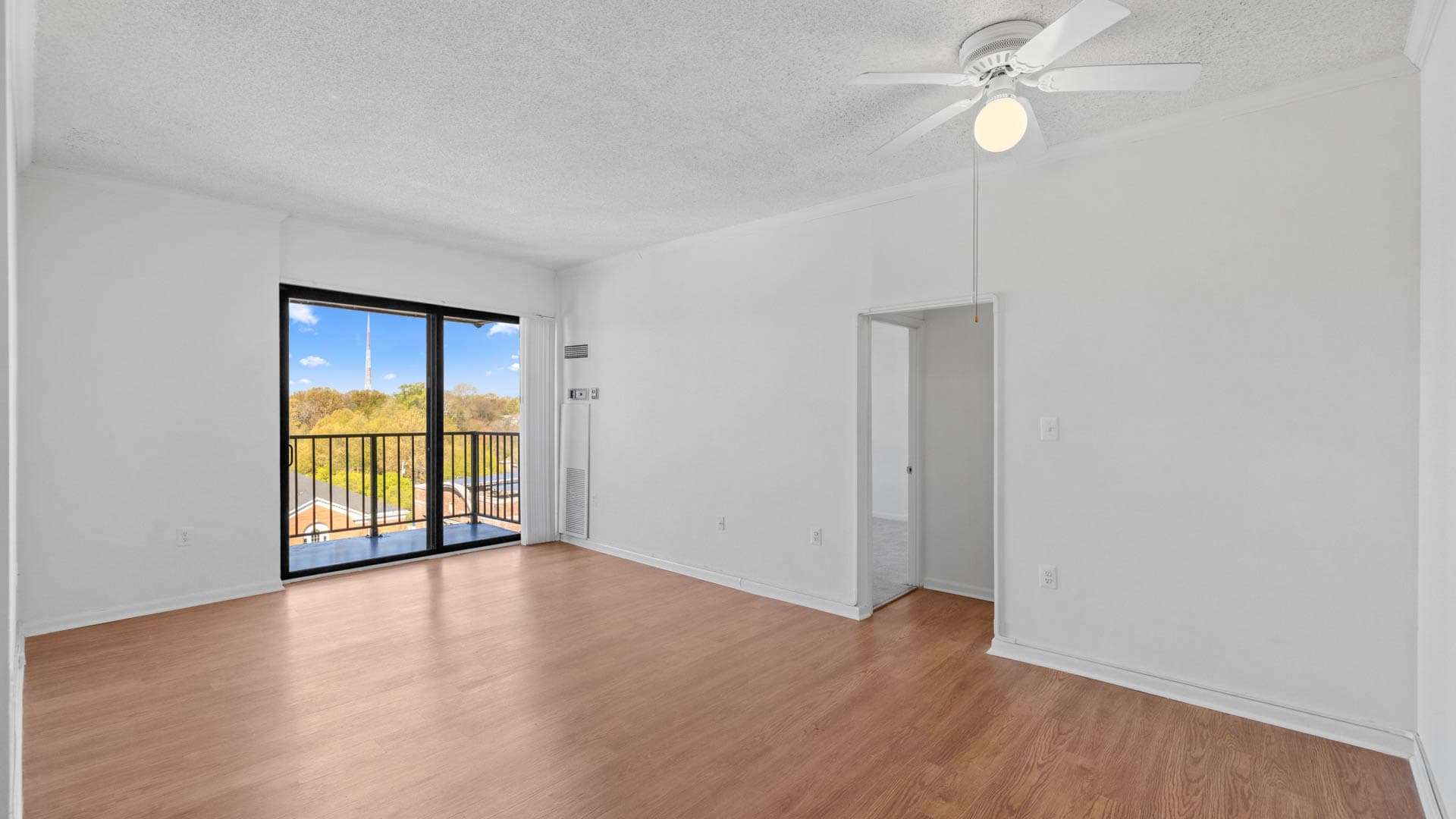 Connecticut Heights Apartments 10 of 49