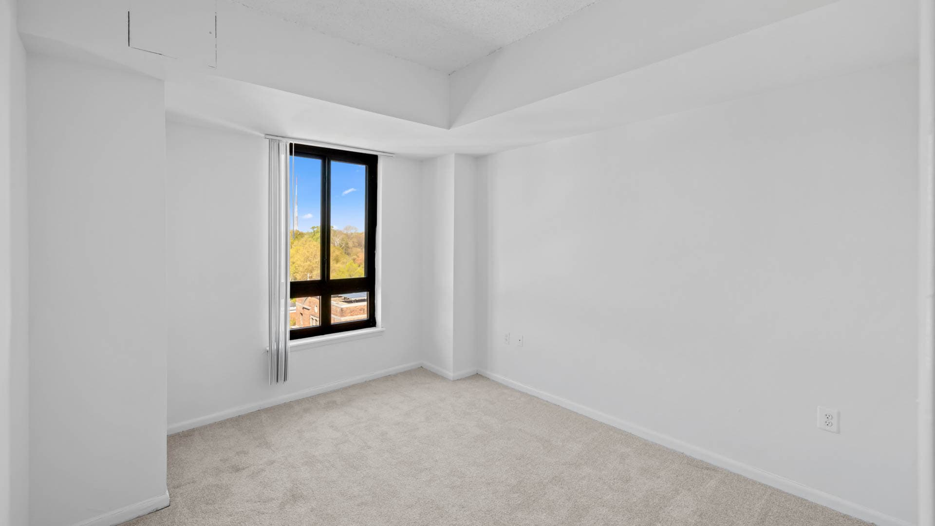 Connecticut Heights Apartments 35 of 49