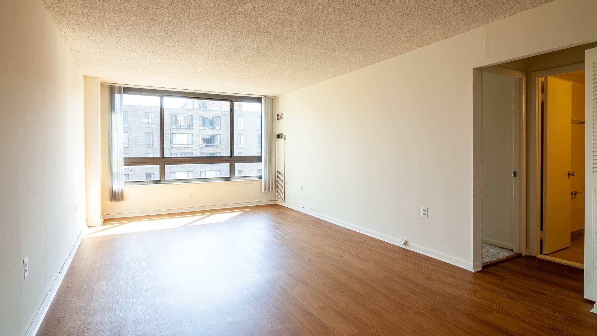 Connecticut Heights Apartments 2 of 5