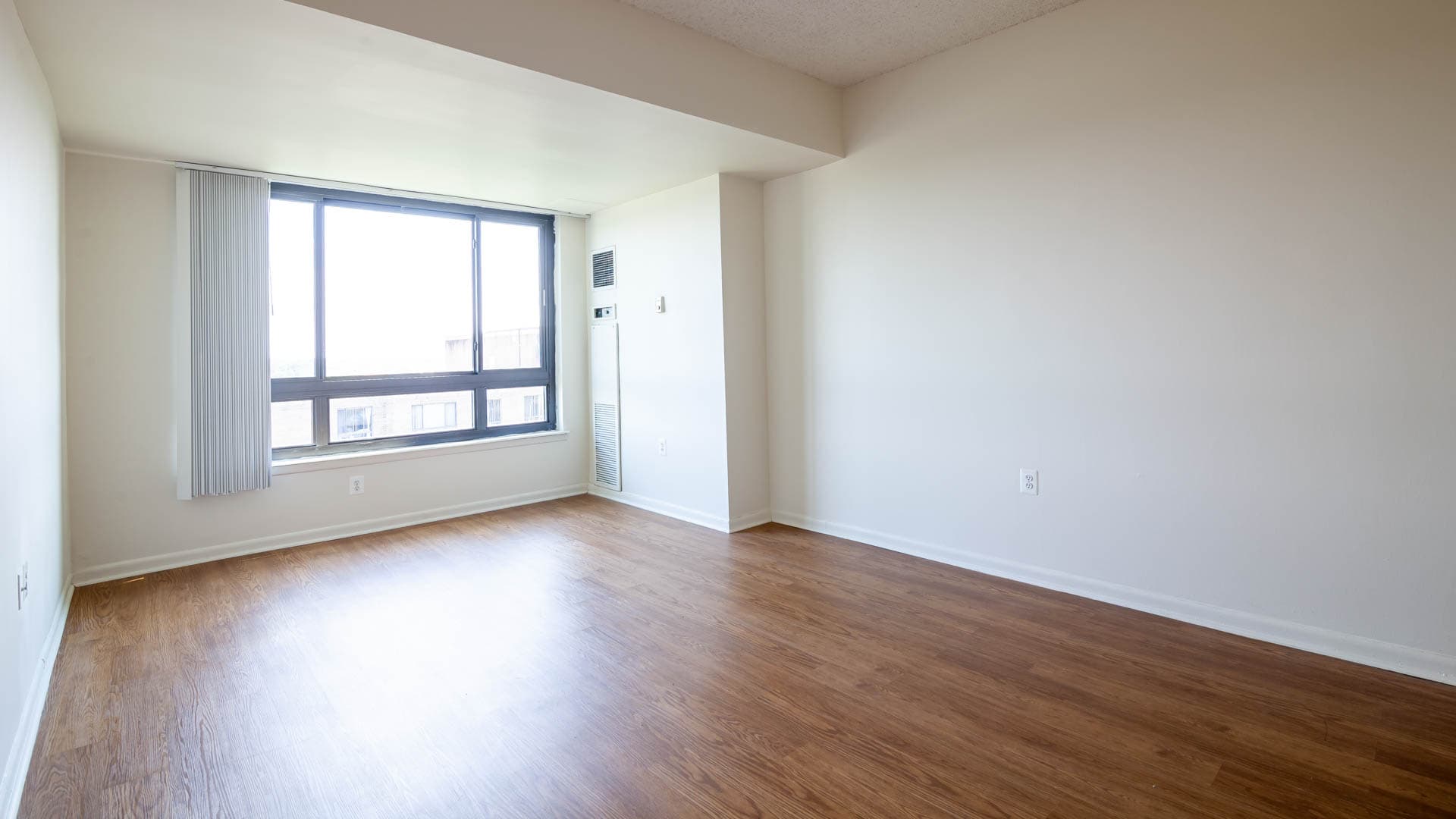 Connecticut Heights Apartments 3 of 4