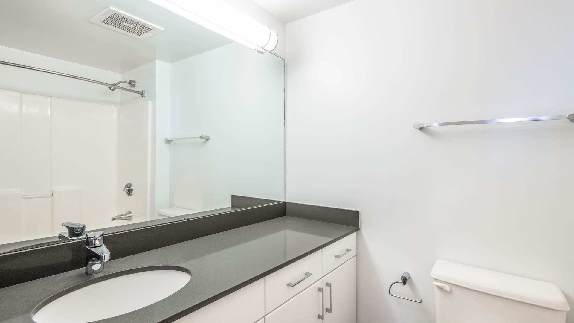 Cronin's Landing Apartments 5 of 8